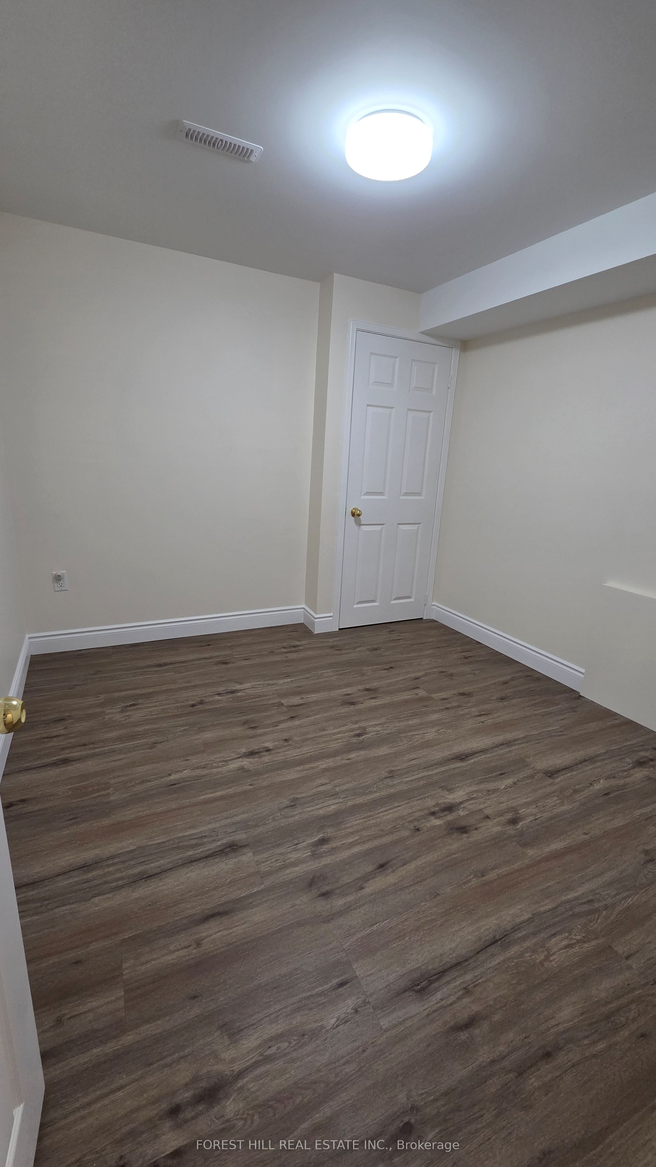 957 Sonoma Court Property Photo 10