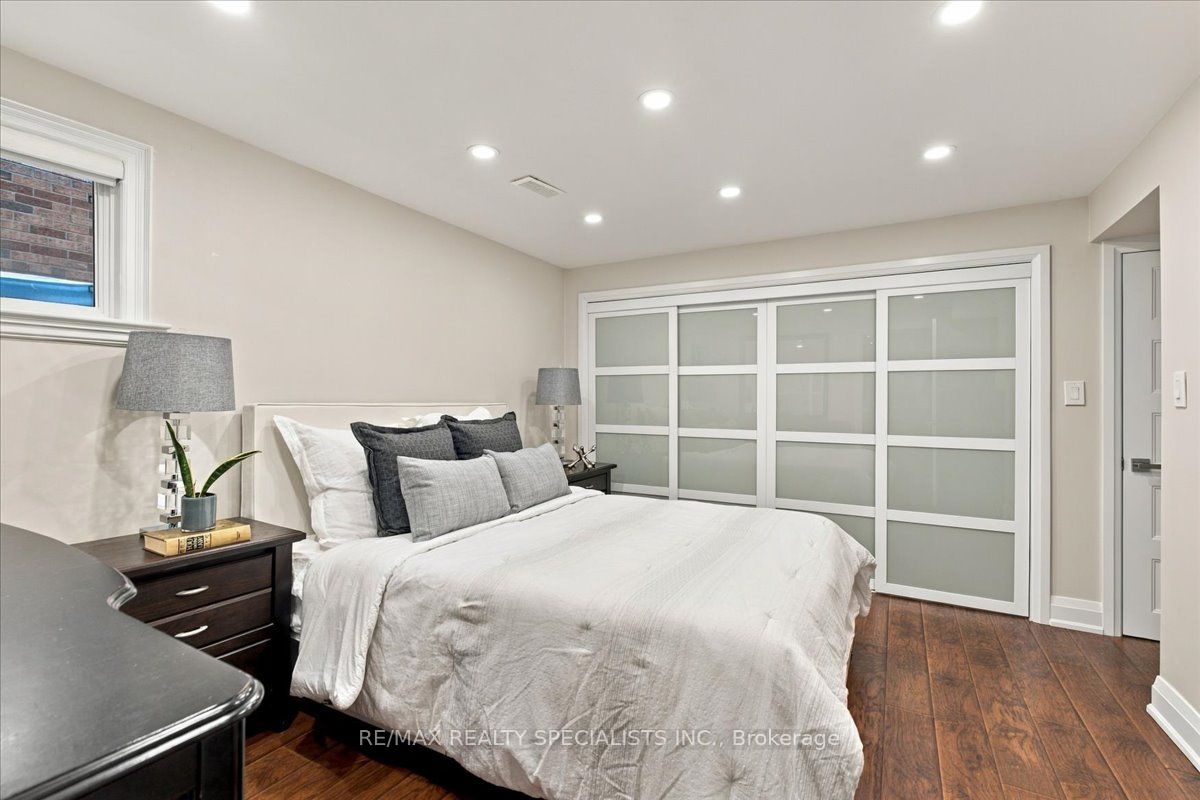 1131 Highgate Place Property Photo 36