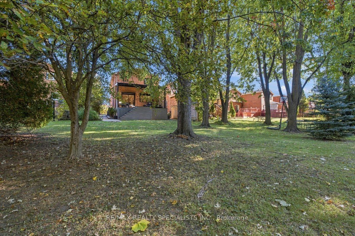 1131 Highgate Place Property Photo 44