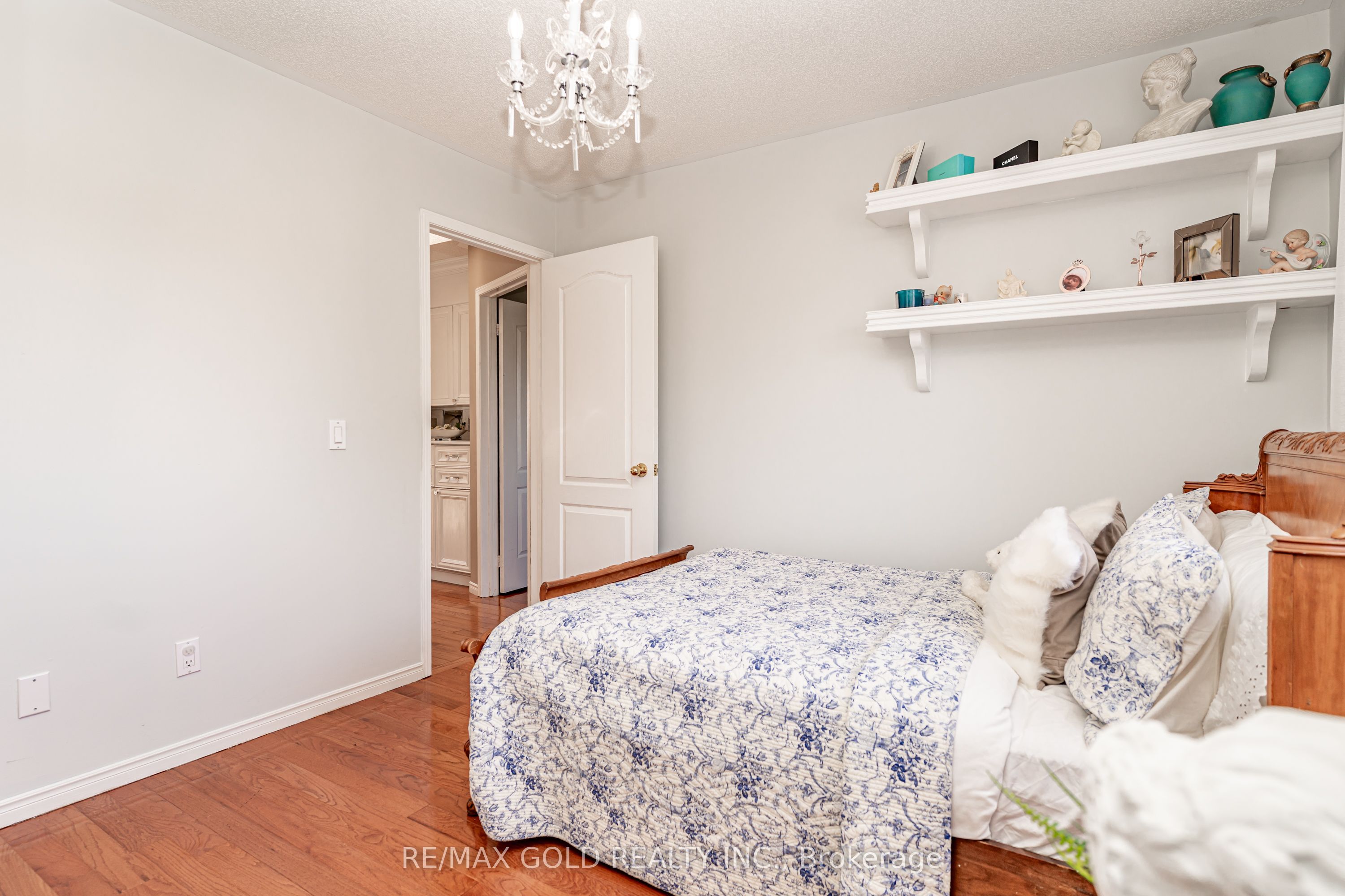 690 Peter Robertson Boulevard Property Photo 31