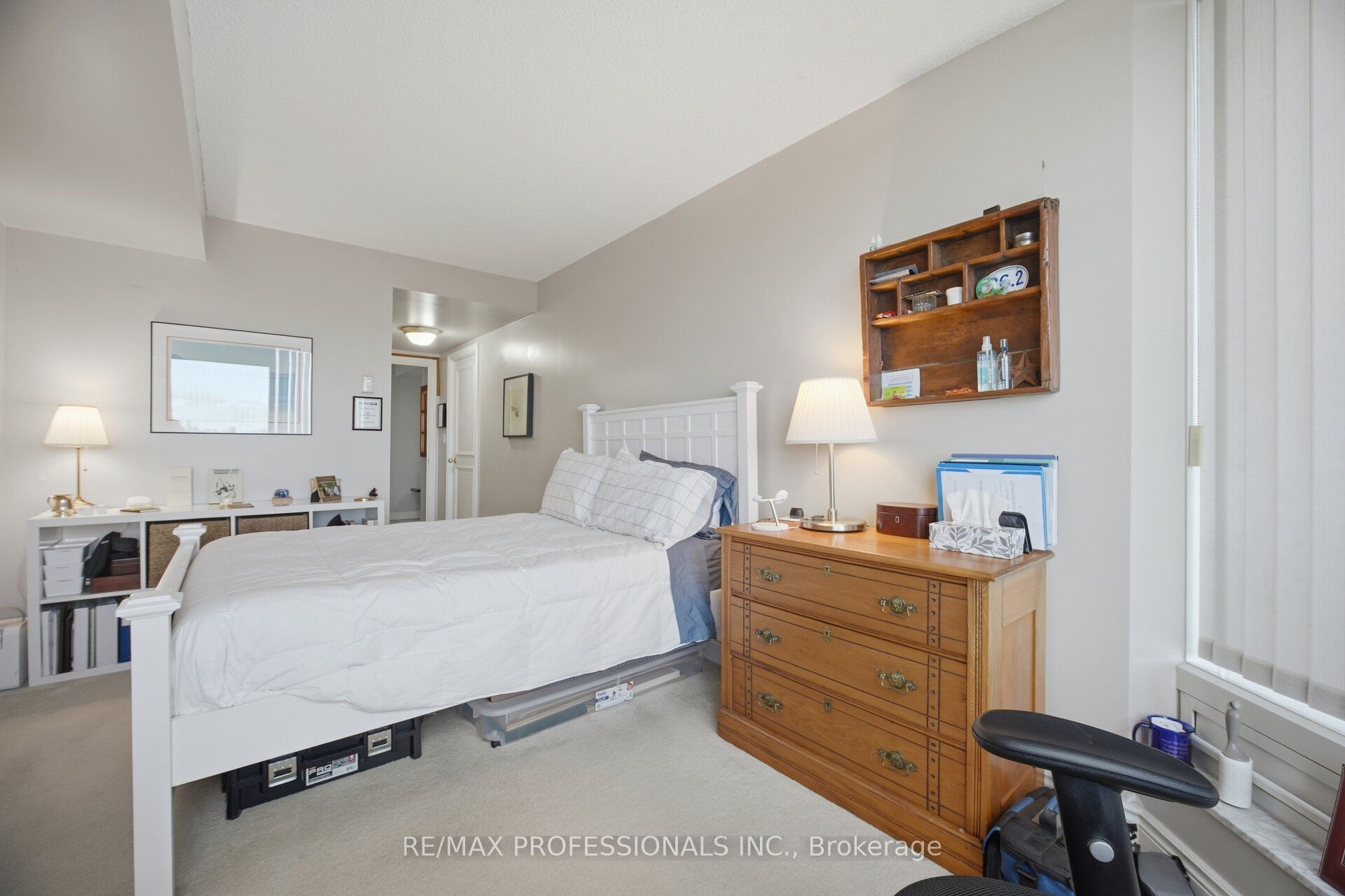 1 Palace Pier Court 4203 Property Photo 25