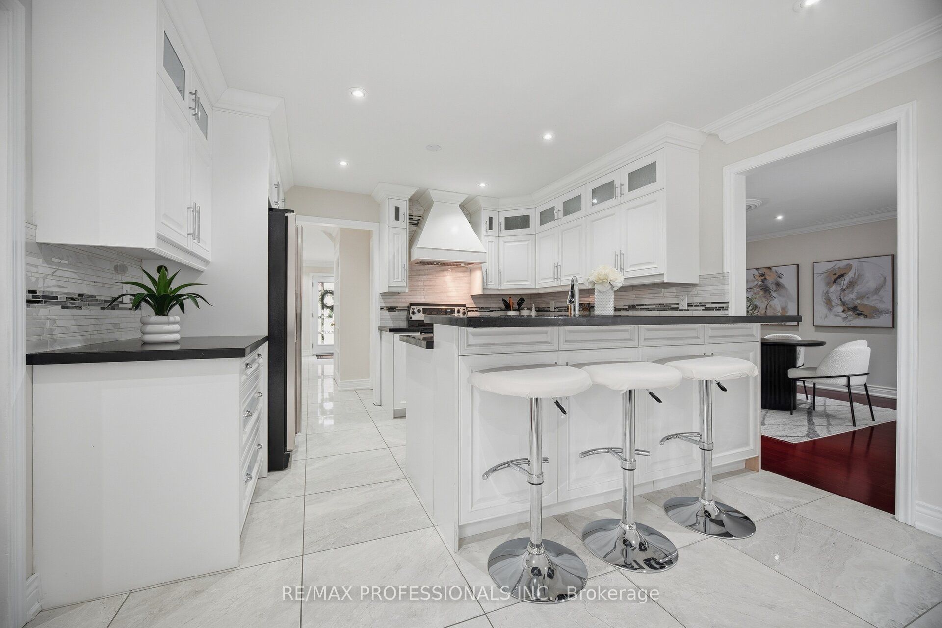 4 Mcfadden Drive Property Photo 9