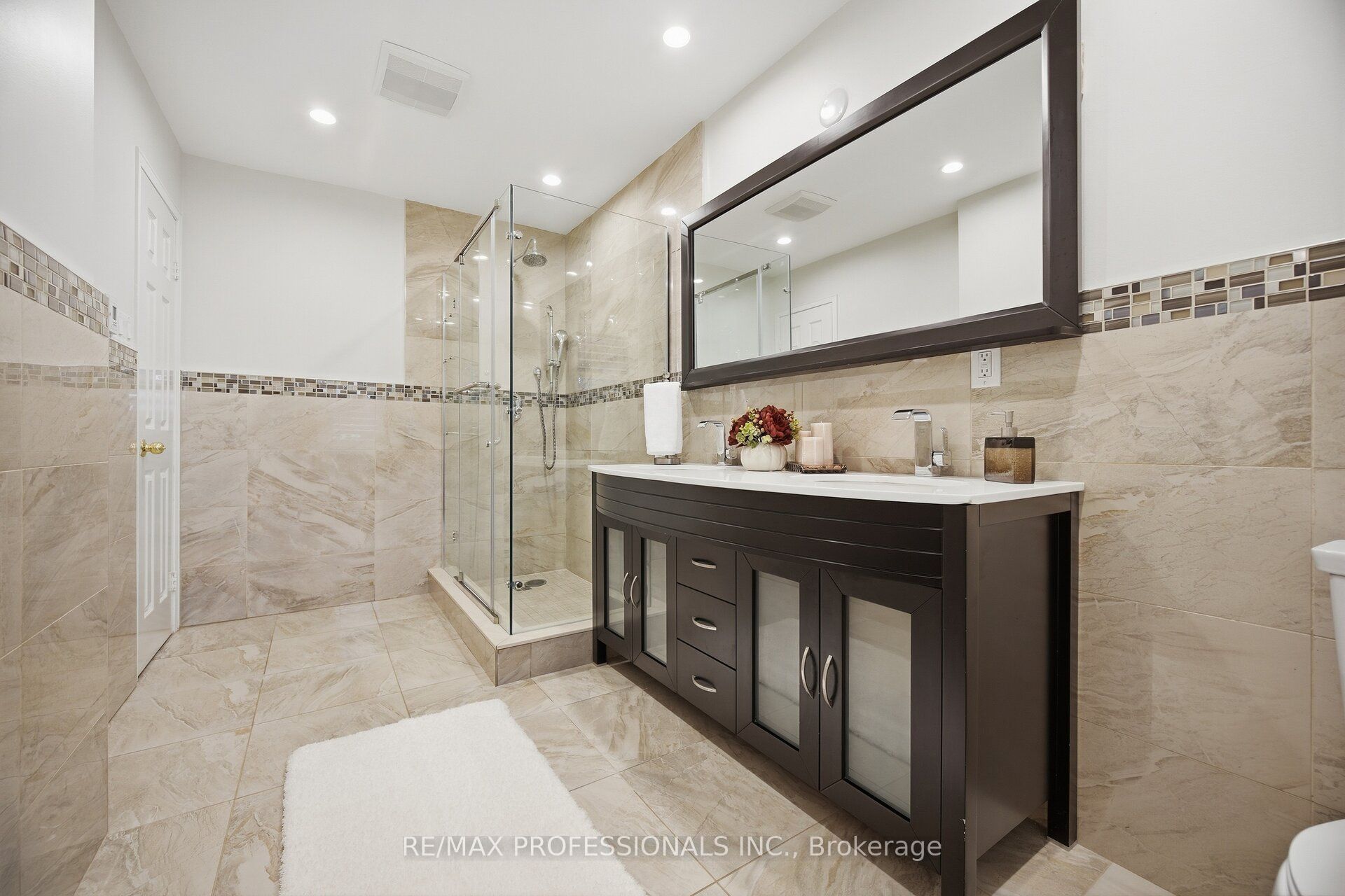 4 Mcfadden Drive Property Photo 37