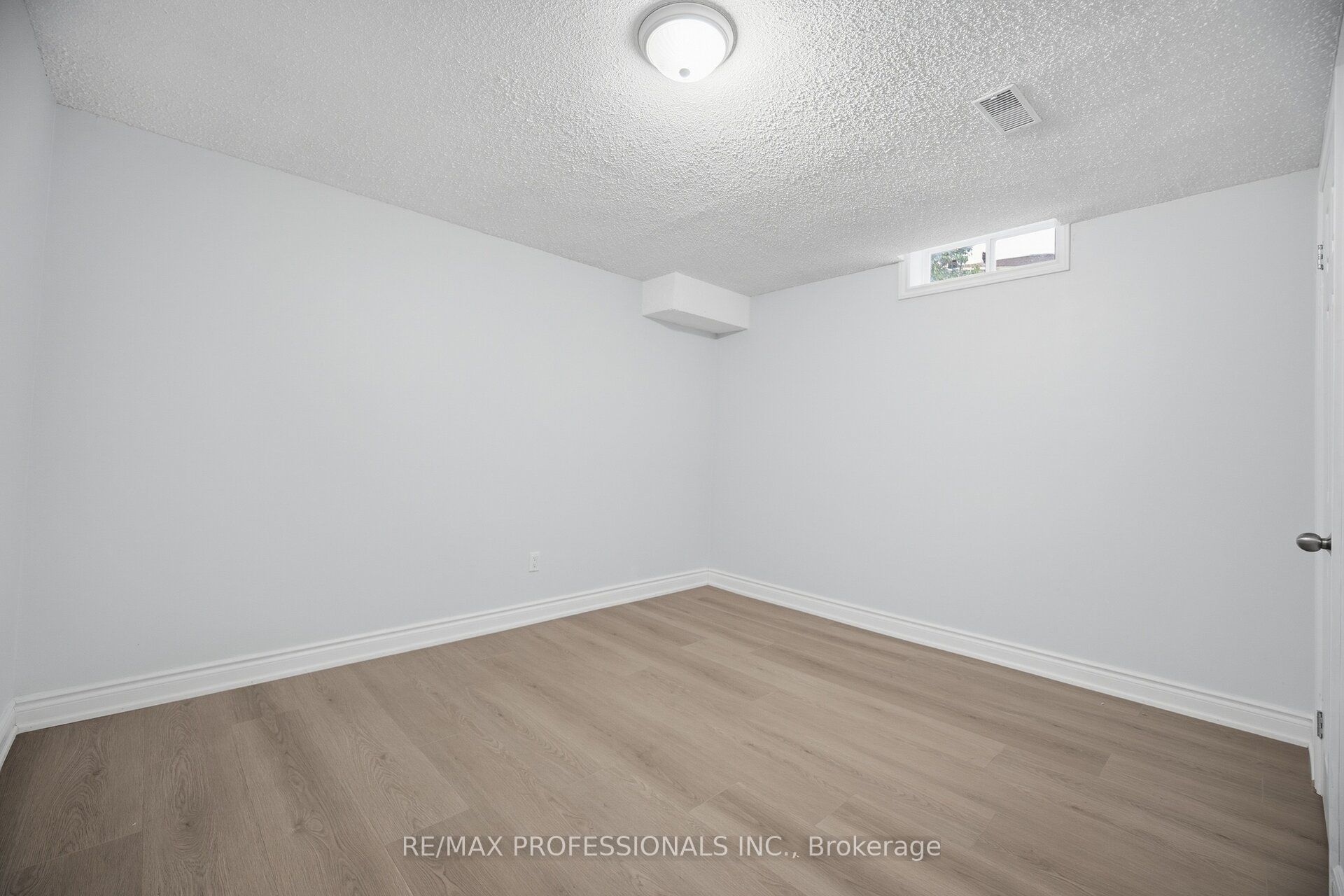 4 Mcfadden Drive Property Photo 46