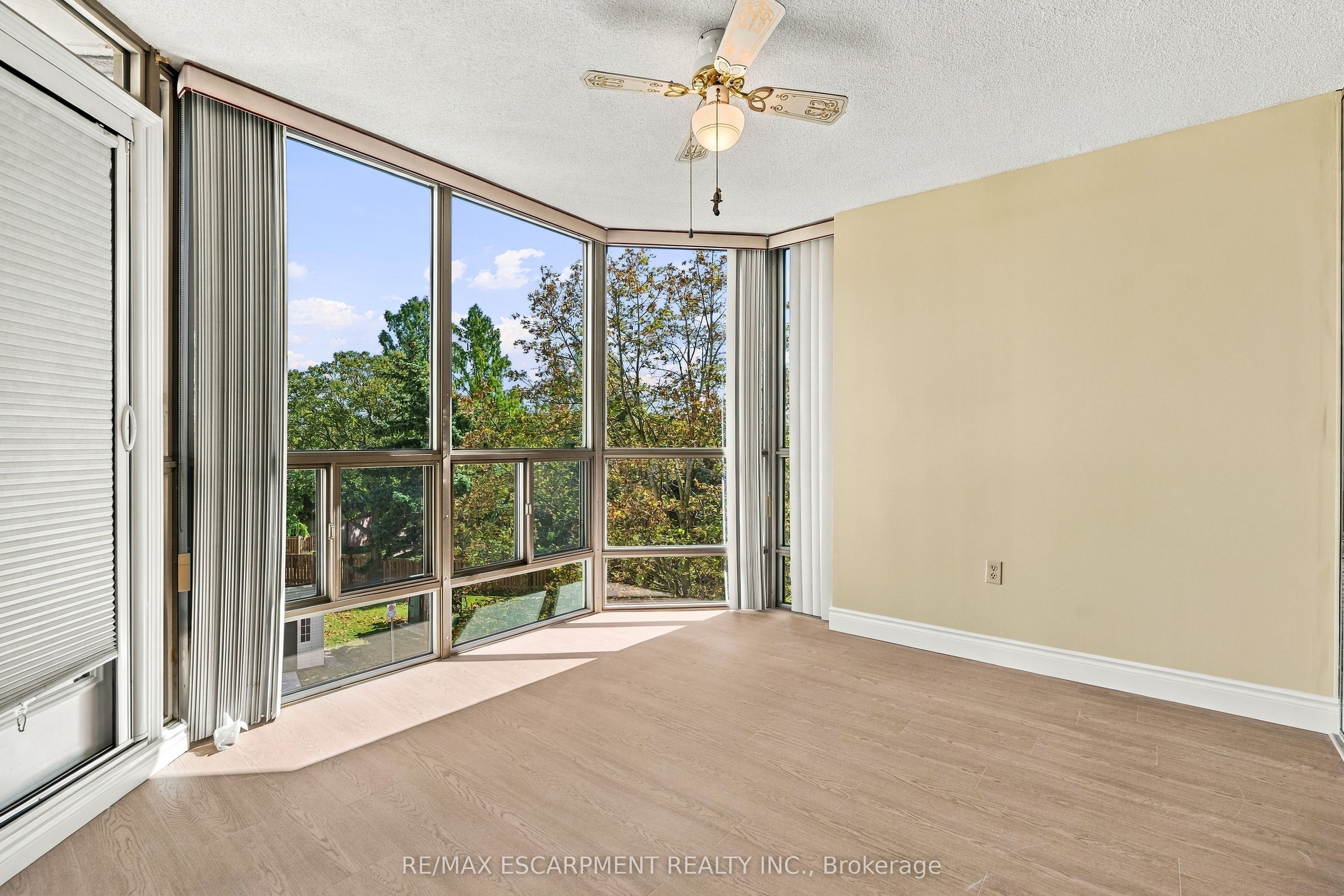 5070 Pinedale Avenue 302 Property Photo 14