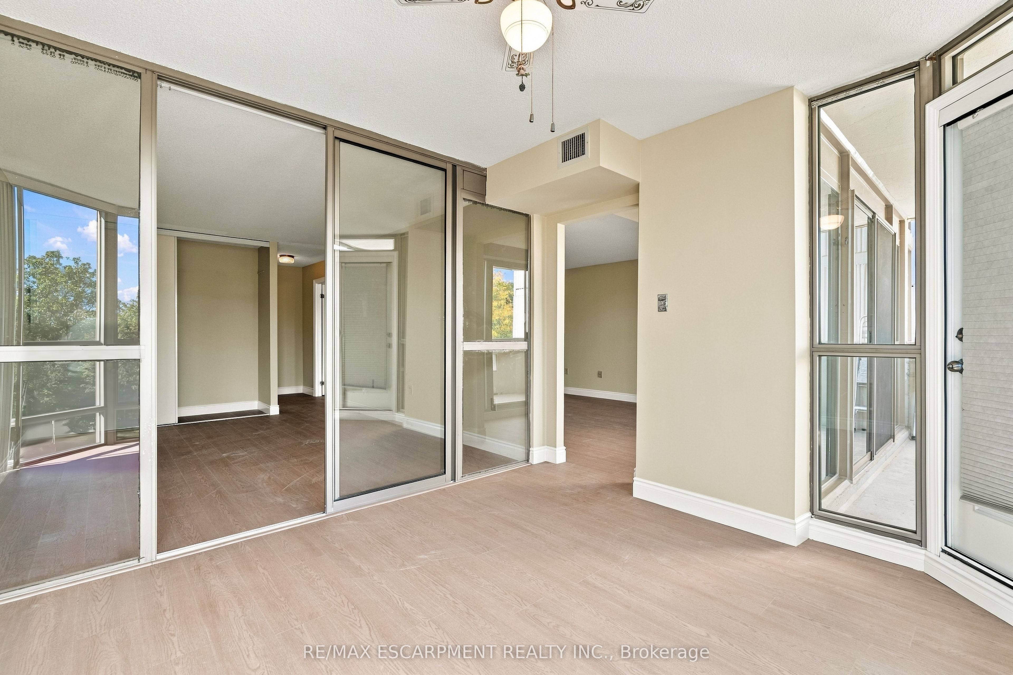5070 Pinedale Avenue 302 Property Photo 15