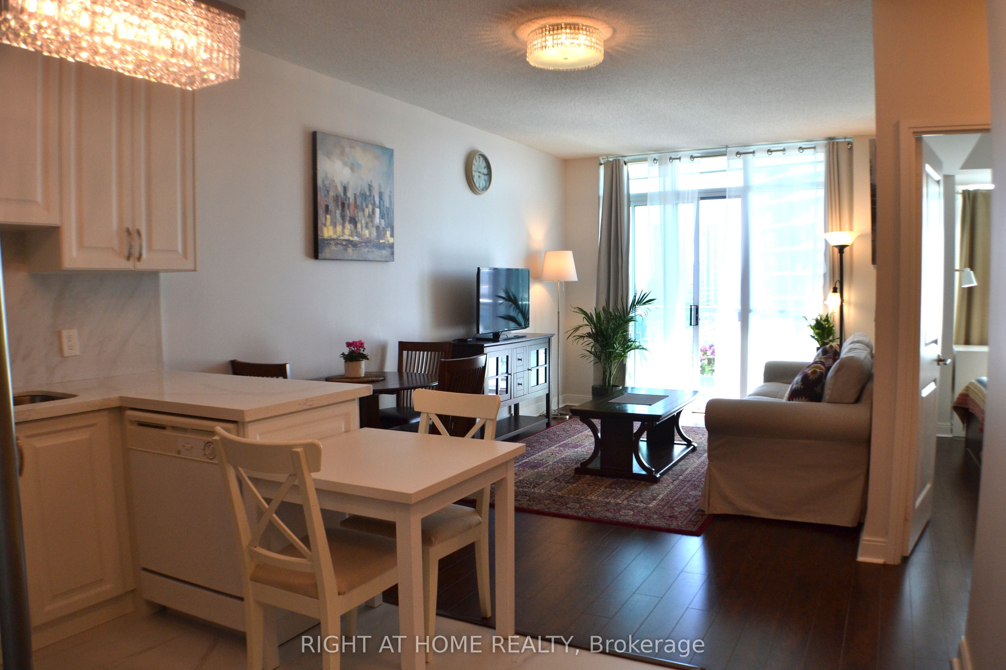 80 Absolute Avenue 1508 Property Photo 18