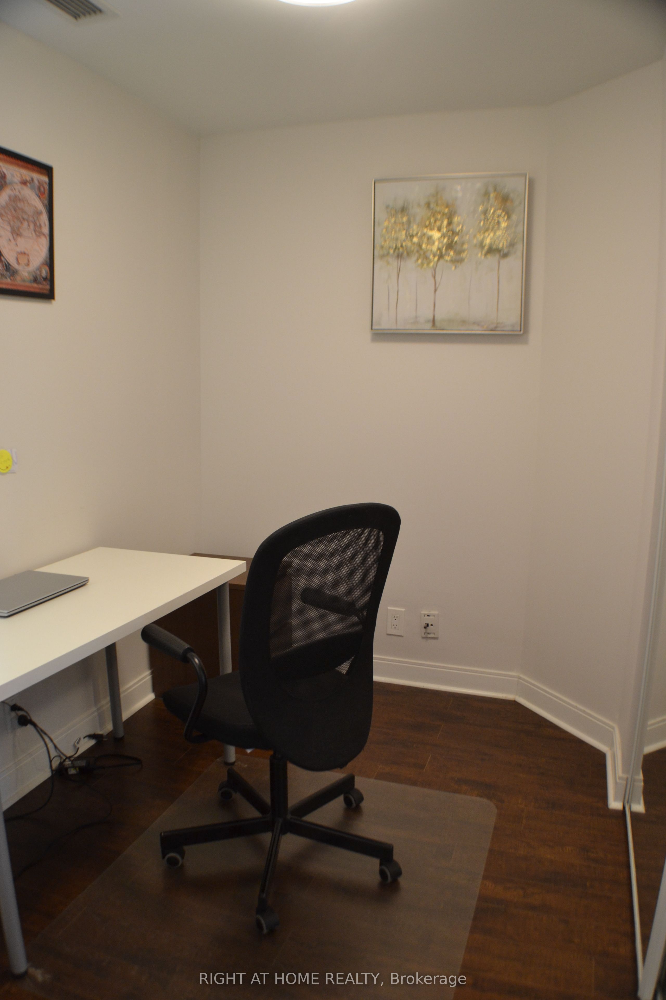 80 Absolute Avenue 1508 Property Photo 23