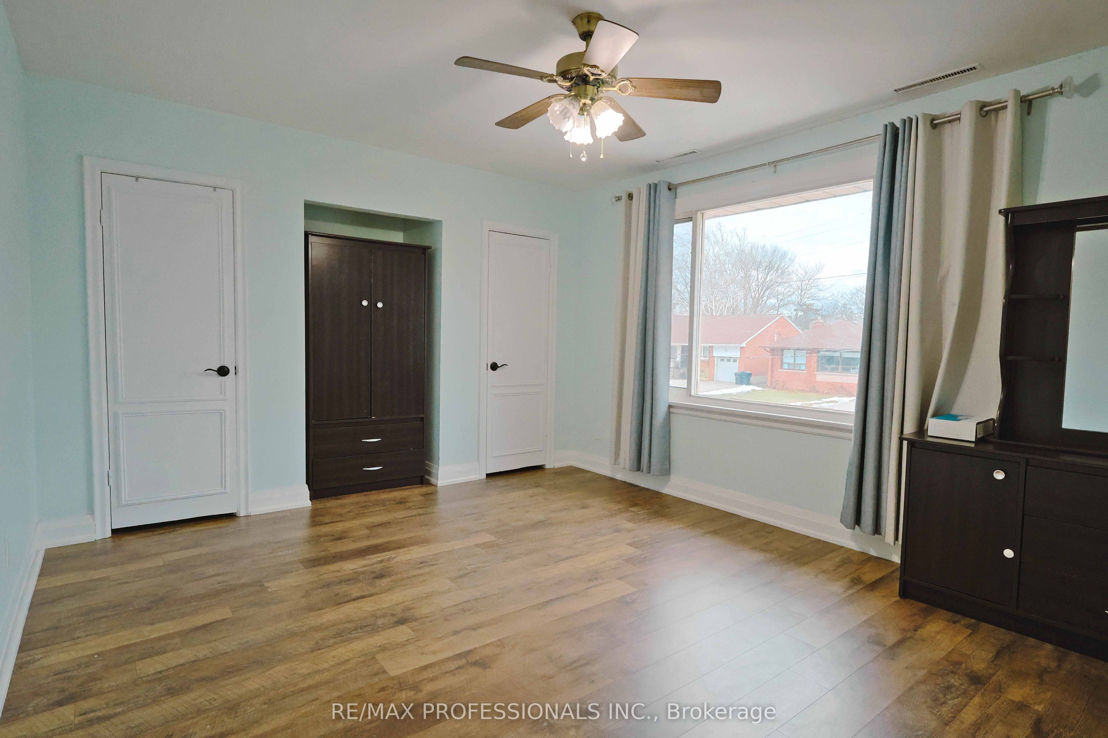109 Botfield Avenue Property Photo 12