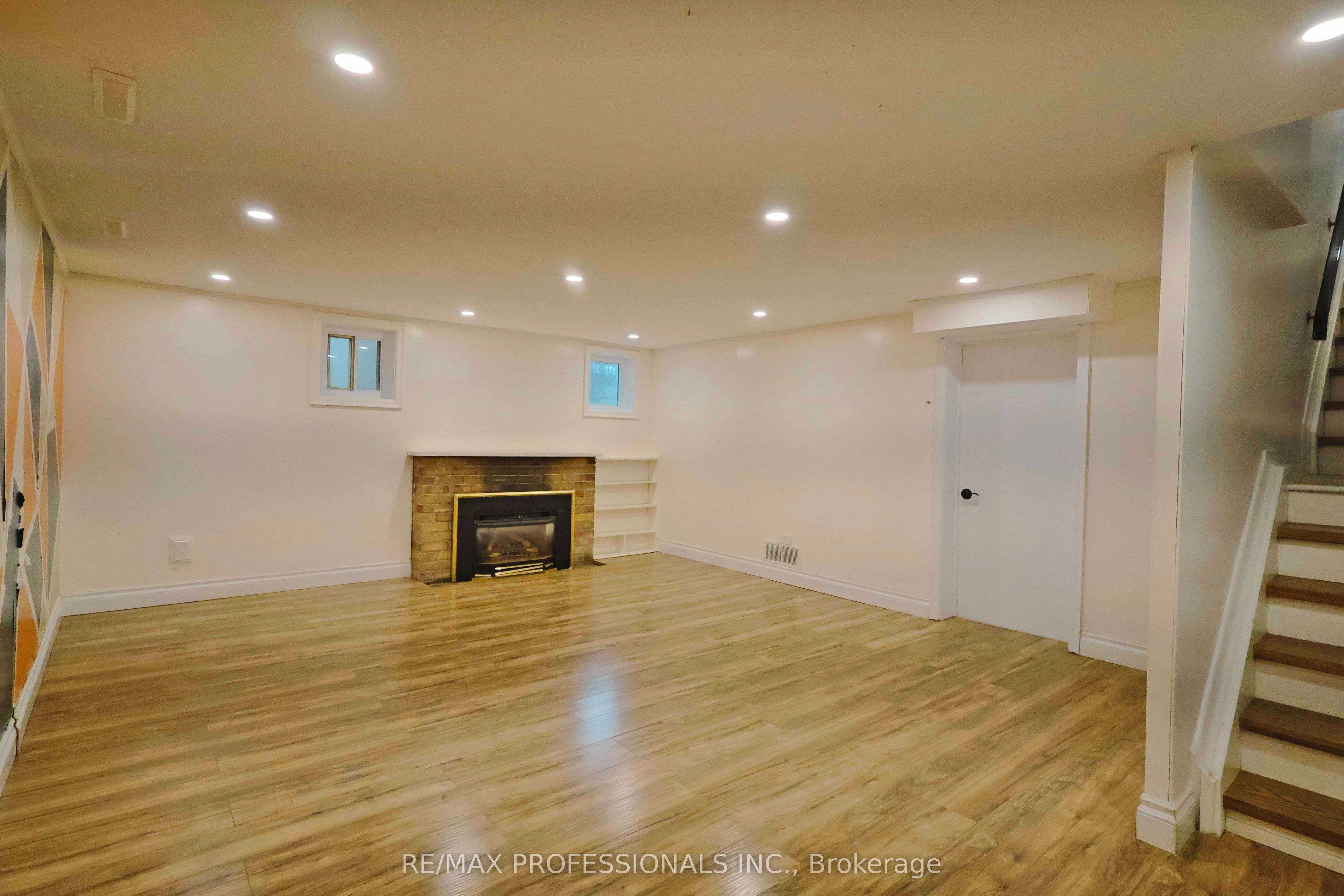 109 Botfield Avenue Property Photo 15