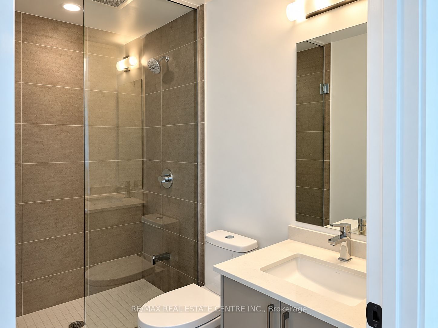 2450 Old Bronte Road 340 Property Photo 19