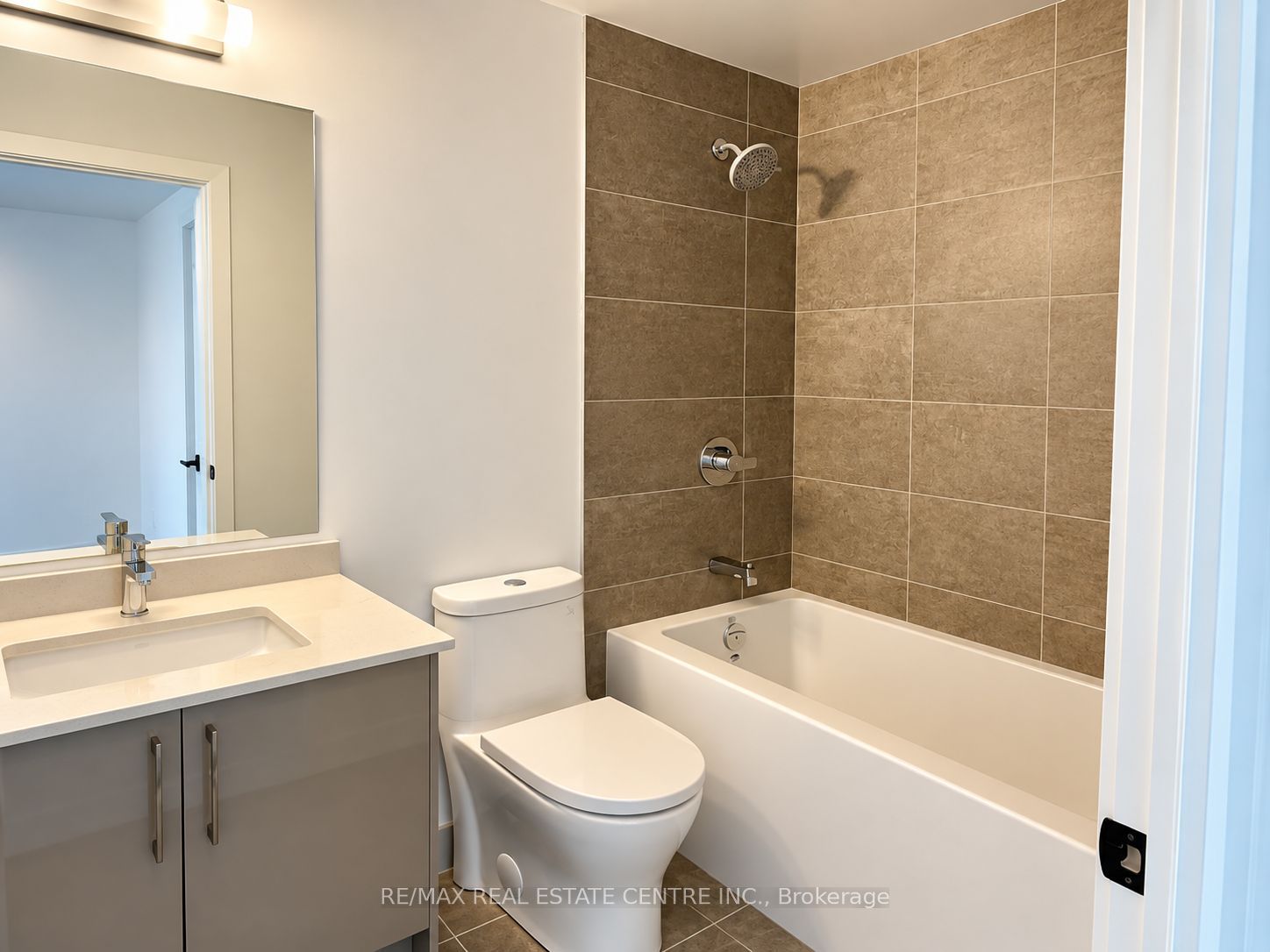 2450 Old Bronte Road 340 Property Photo 21