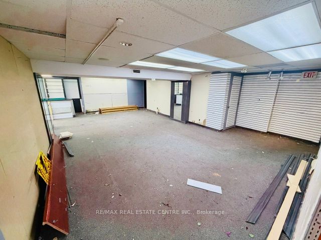 7206 Airport Road 5 Property Photo 37