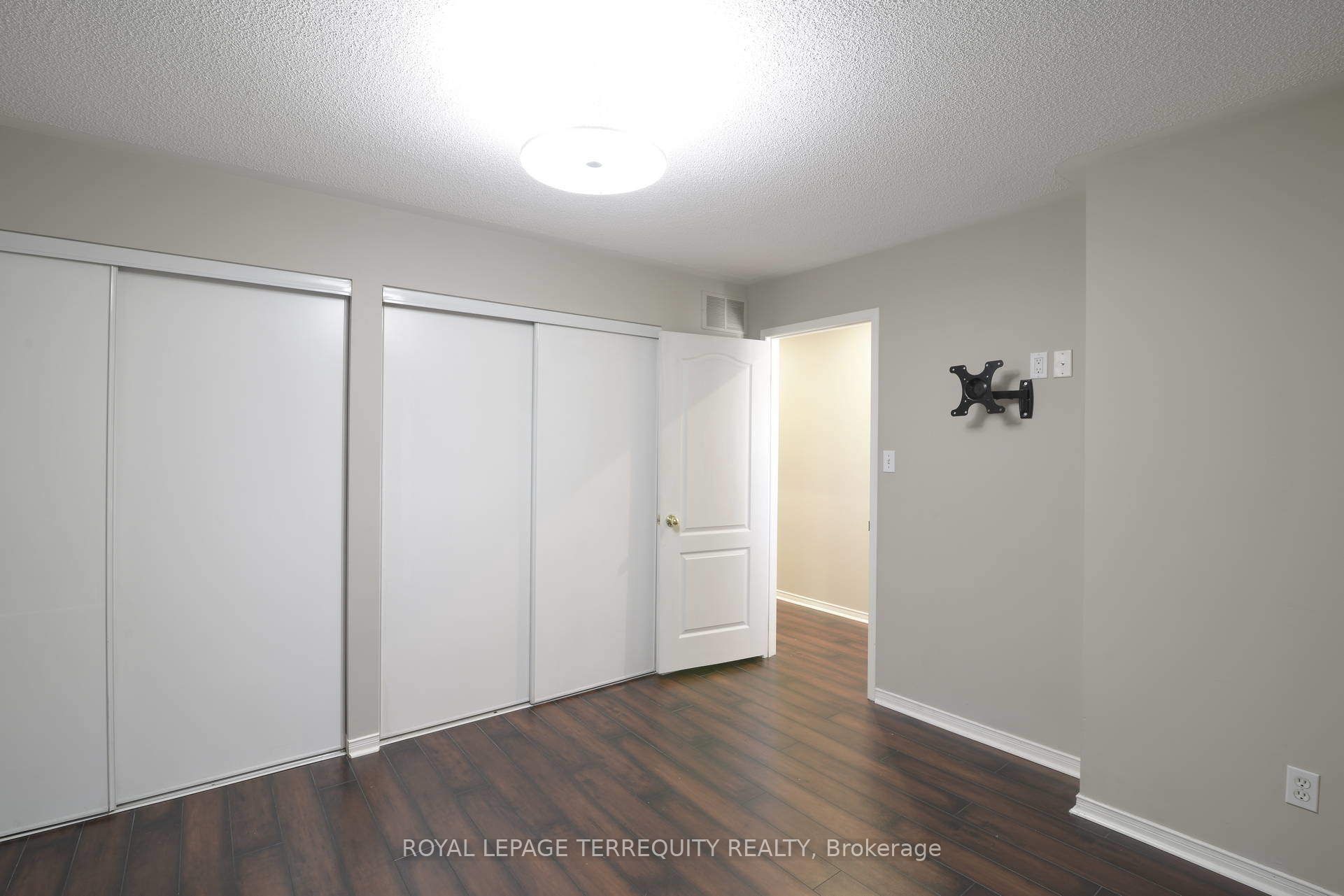 1489 Heritage Way 56 Property Photo 9