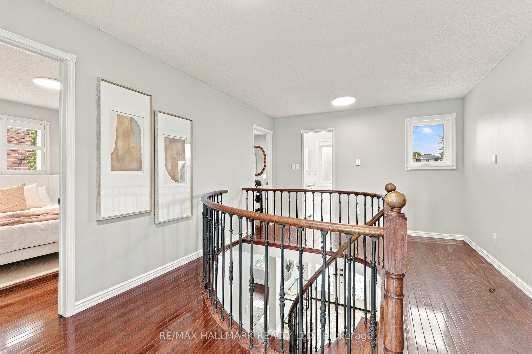 1246 Winterbourne Drive Property Photo 20