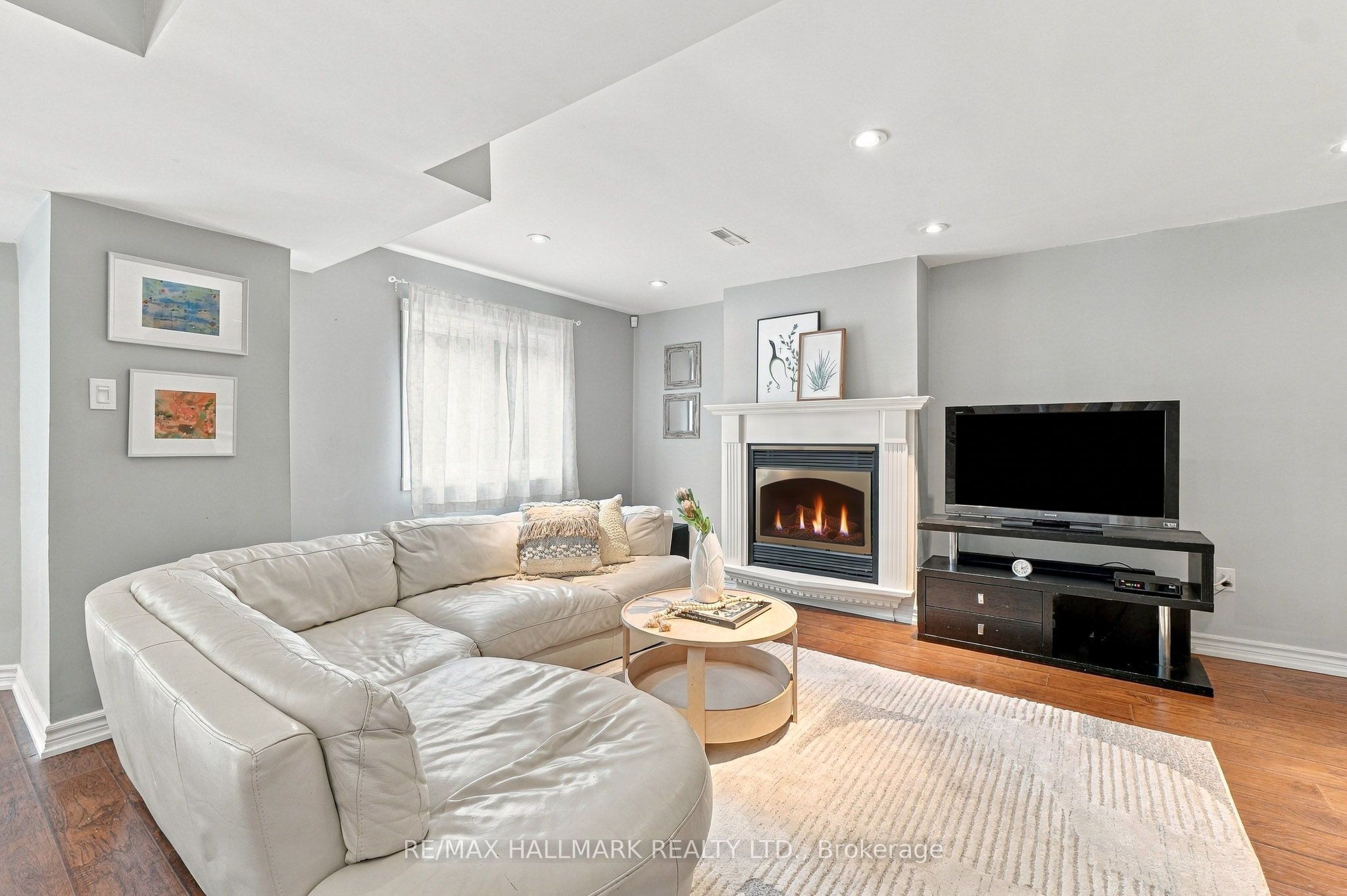 1246 Winterbourne Drive Property Photo 30