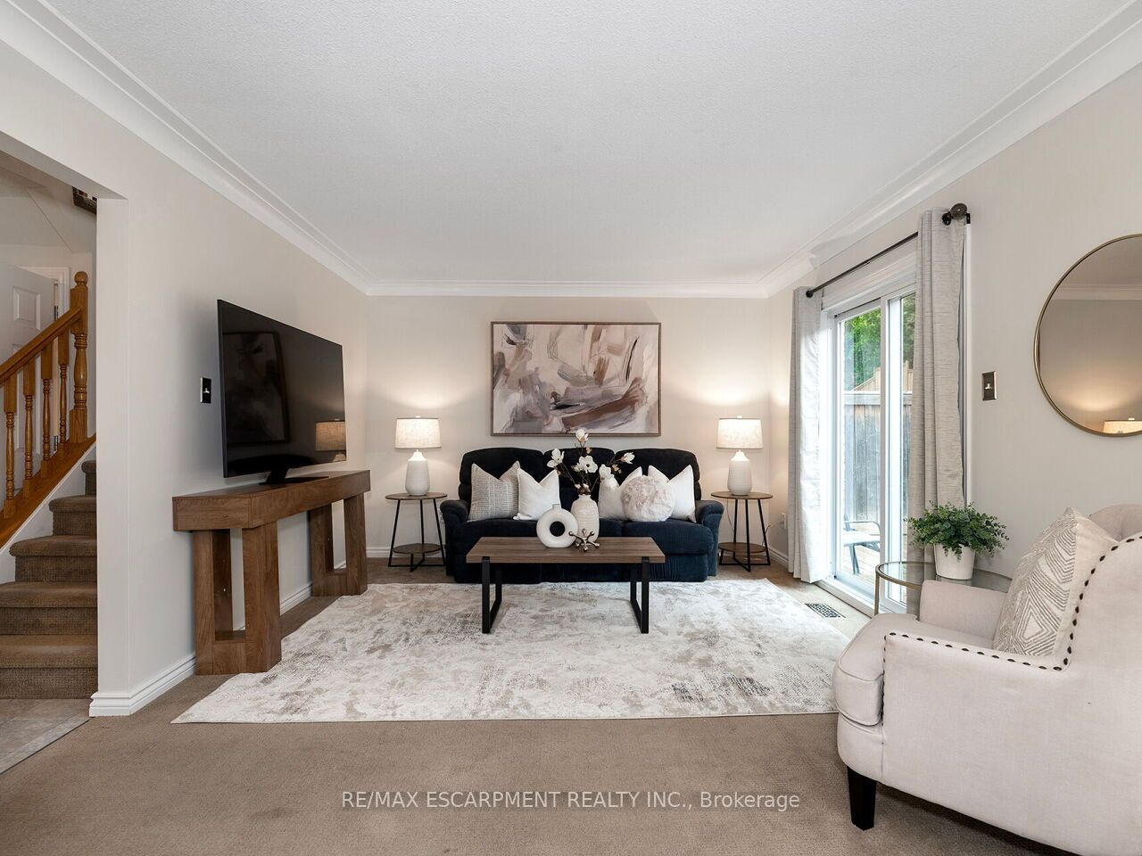 74 Maiden Lane Property Photo 6