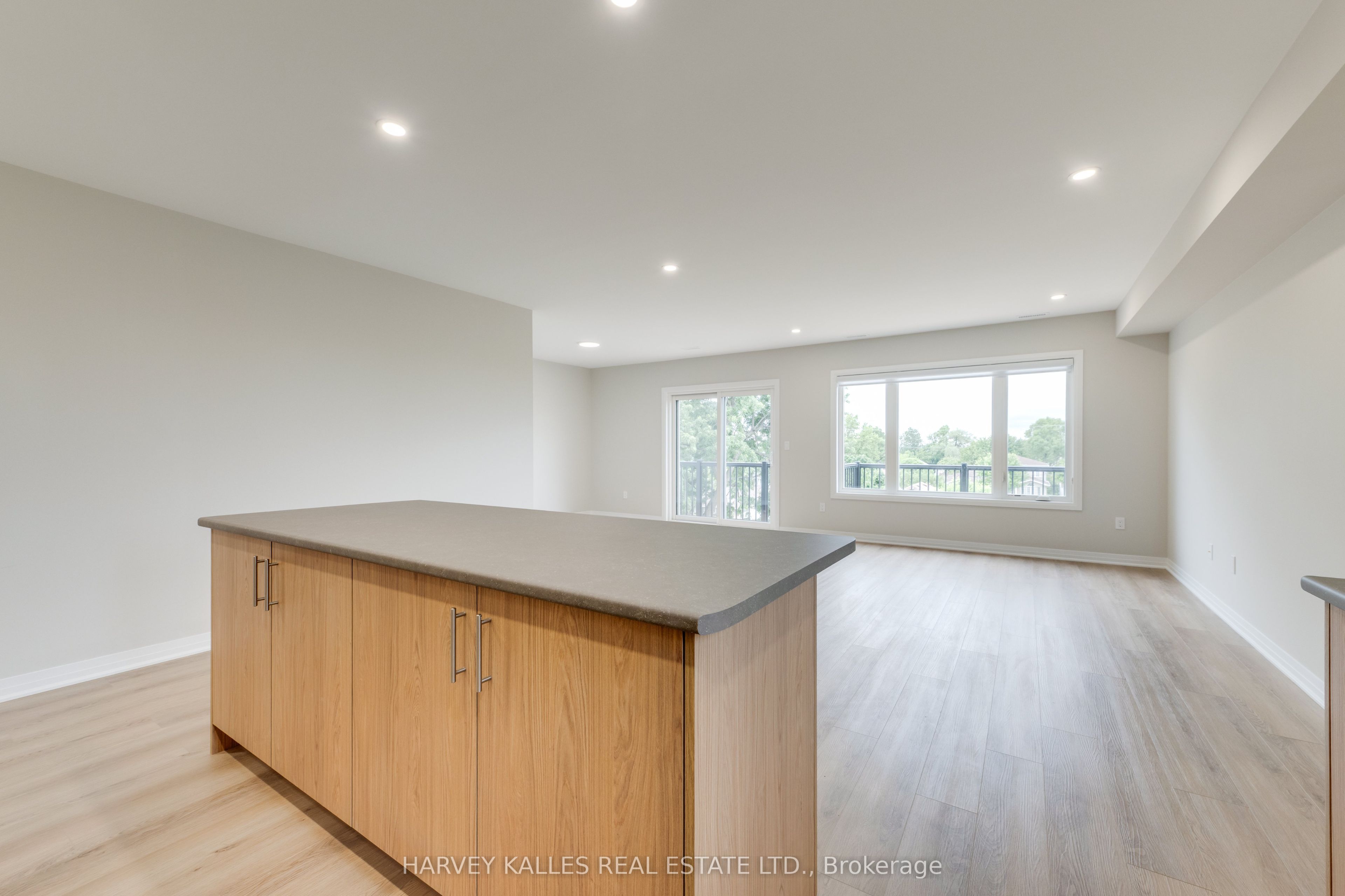 165 Spalding Road 3rd Floor Property Photo 4