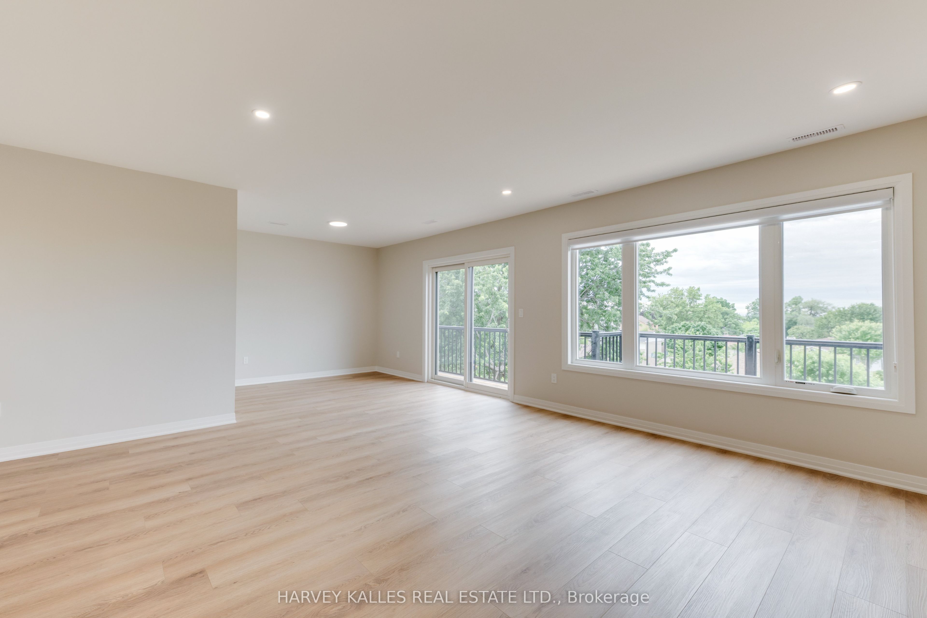 165 Spalding Road 3rd Floor Property Photo 8