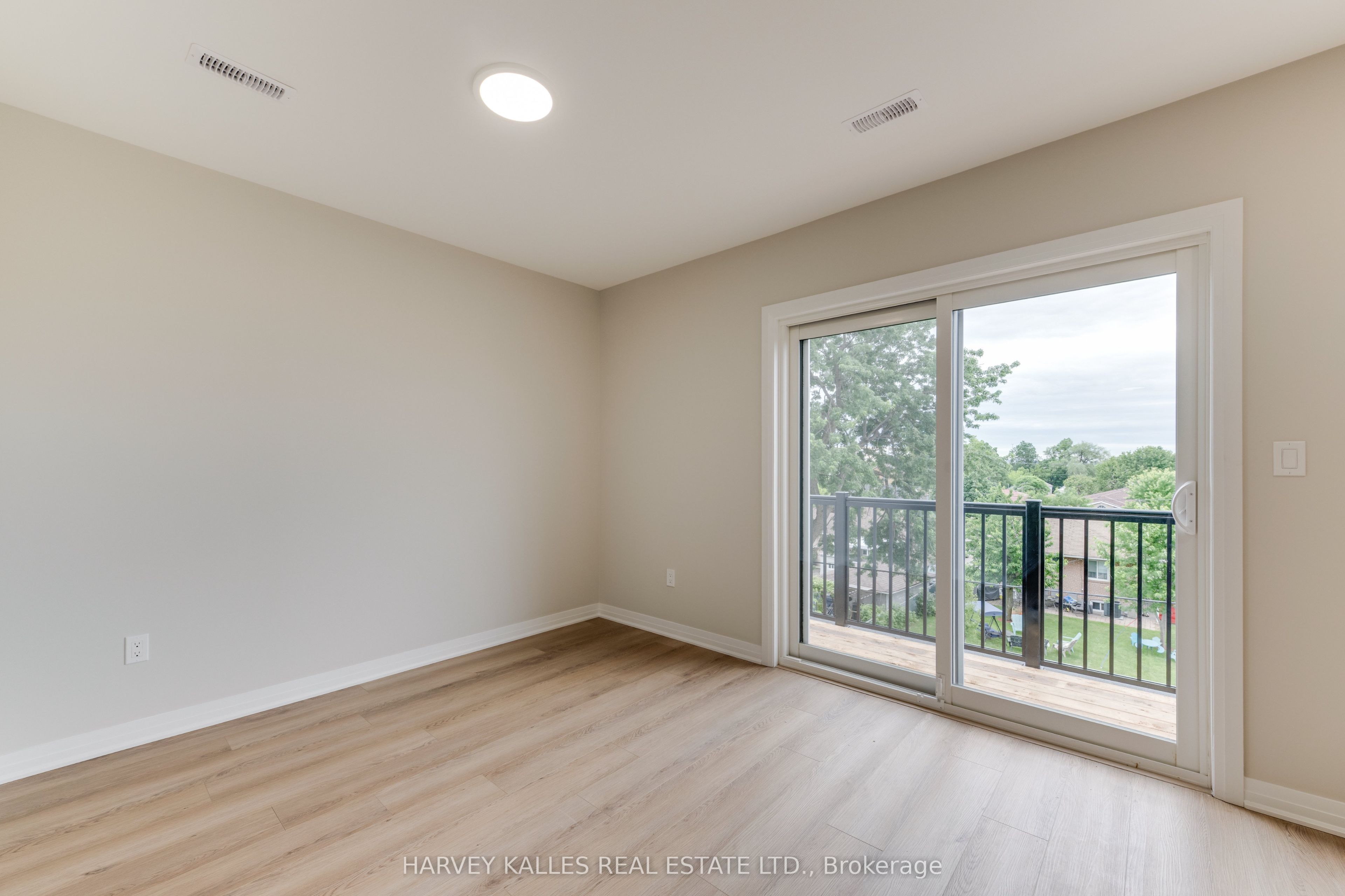 165 Spalding Road 3rd Floor Property Photo 9