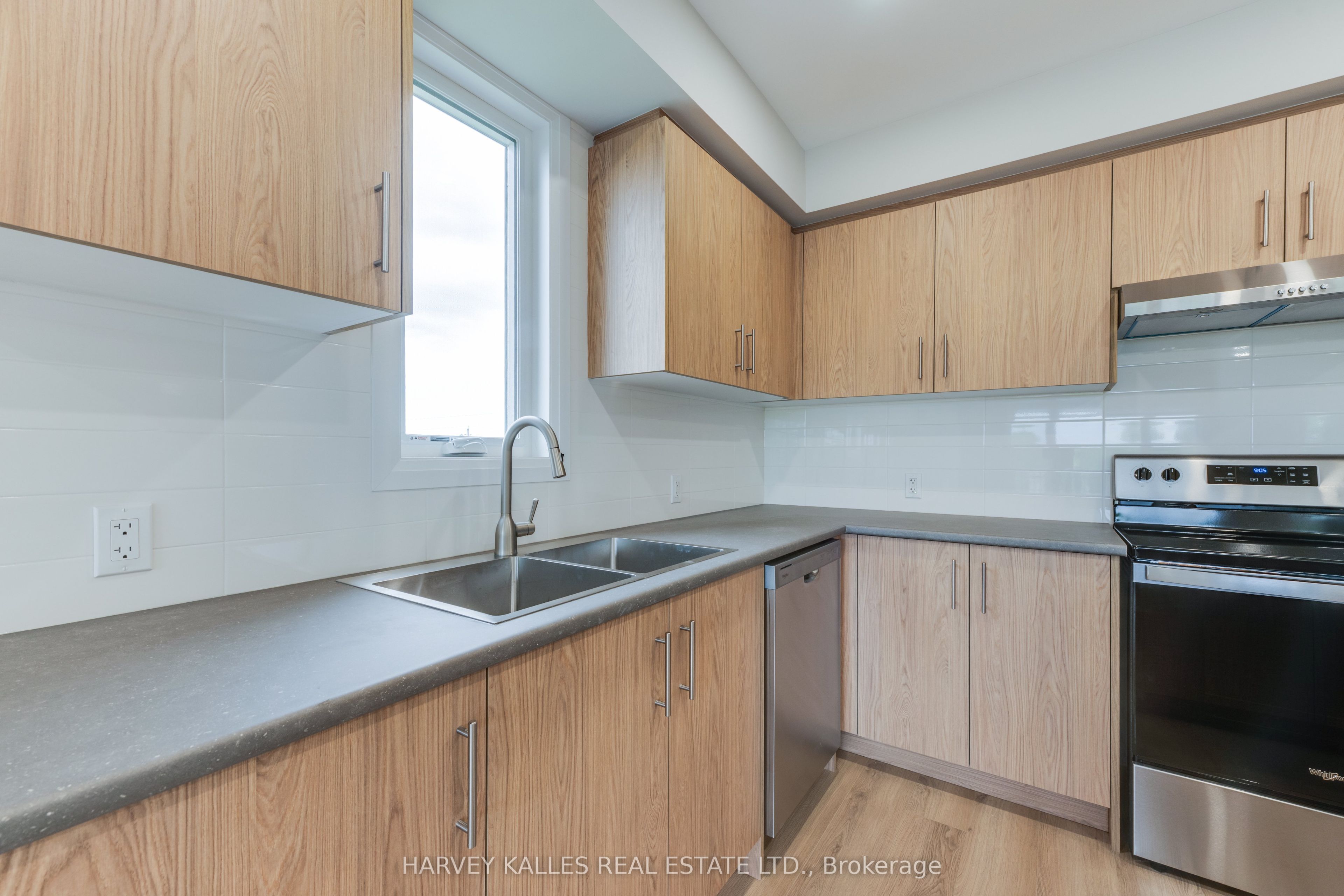165 Spalding Road 3rd Floor Property Photo 17