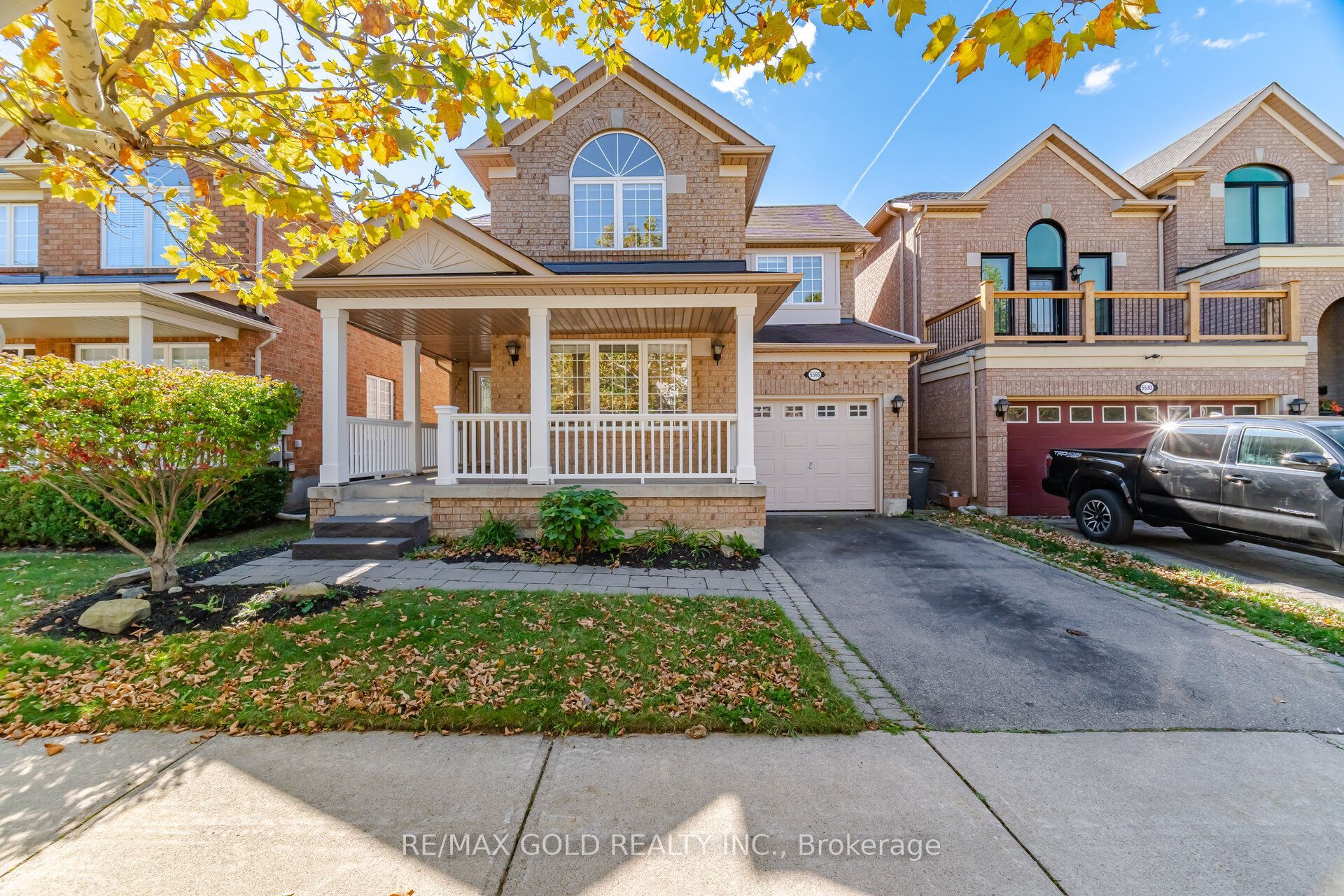 5566 Broadpath Gate Property Photo 1