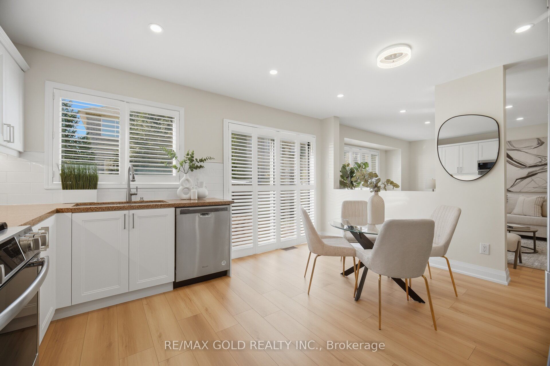 5566 Broadpath Gate Property Photo 9
