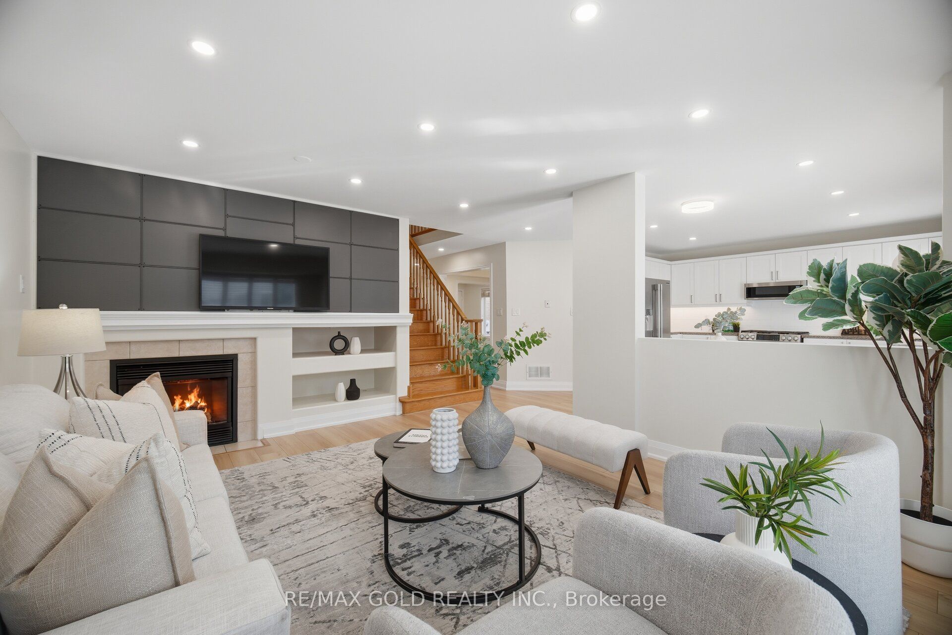 5566 Broadpath Gate Property Photo 15