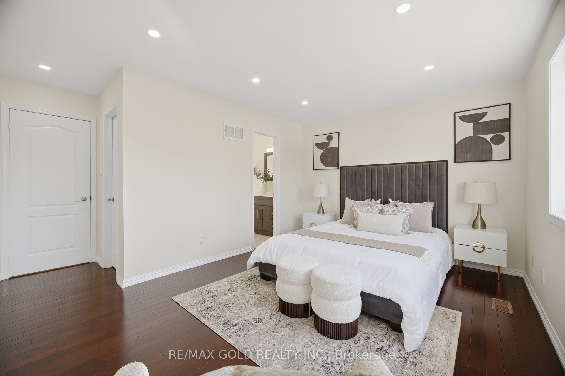 5566 Broadpath Gate Property Photo 18