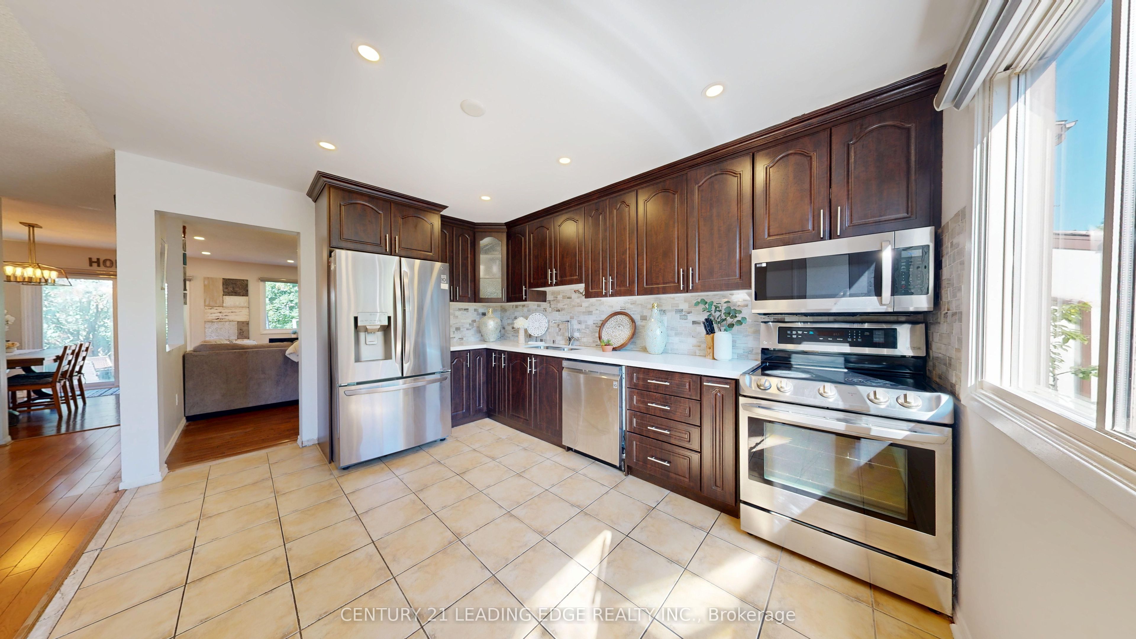 2651 Aquitaine Avenue 64 Property Photo 10