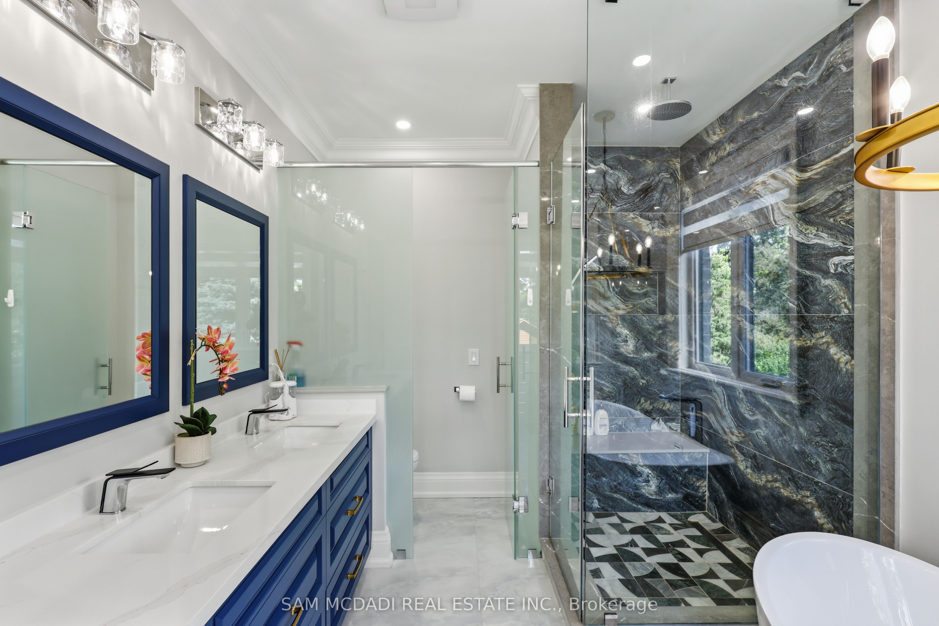 403 Willis Drive Property Photo 19