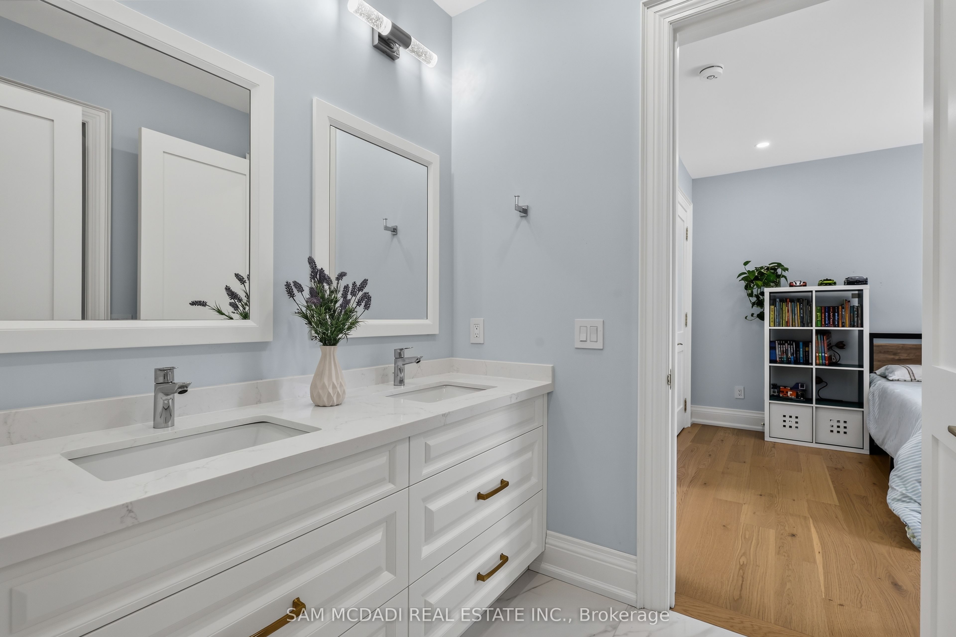403 Willis Drive Property Photo 23
