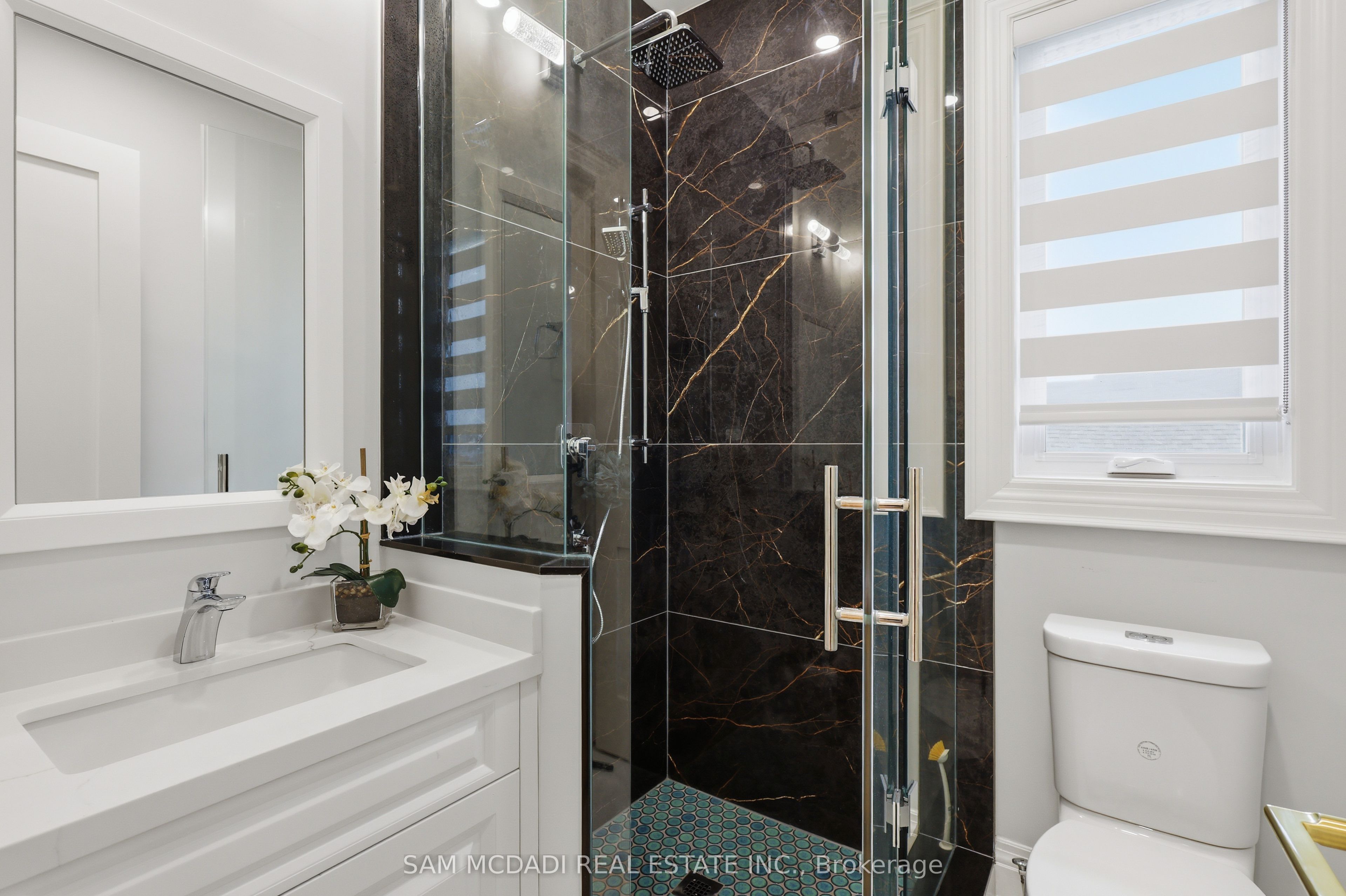 403 Willis Drive Property Photo 28