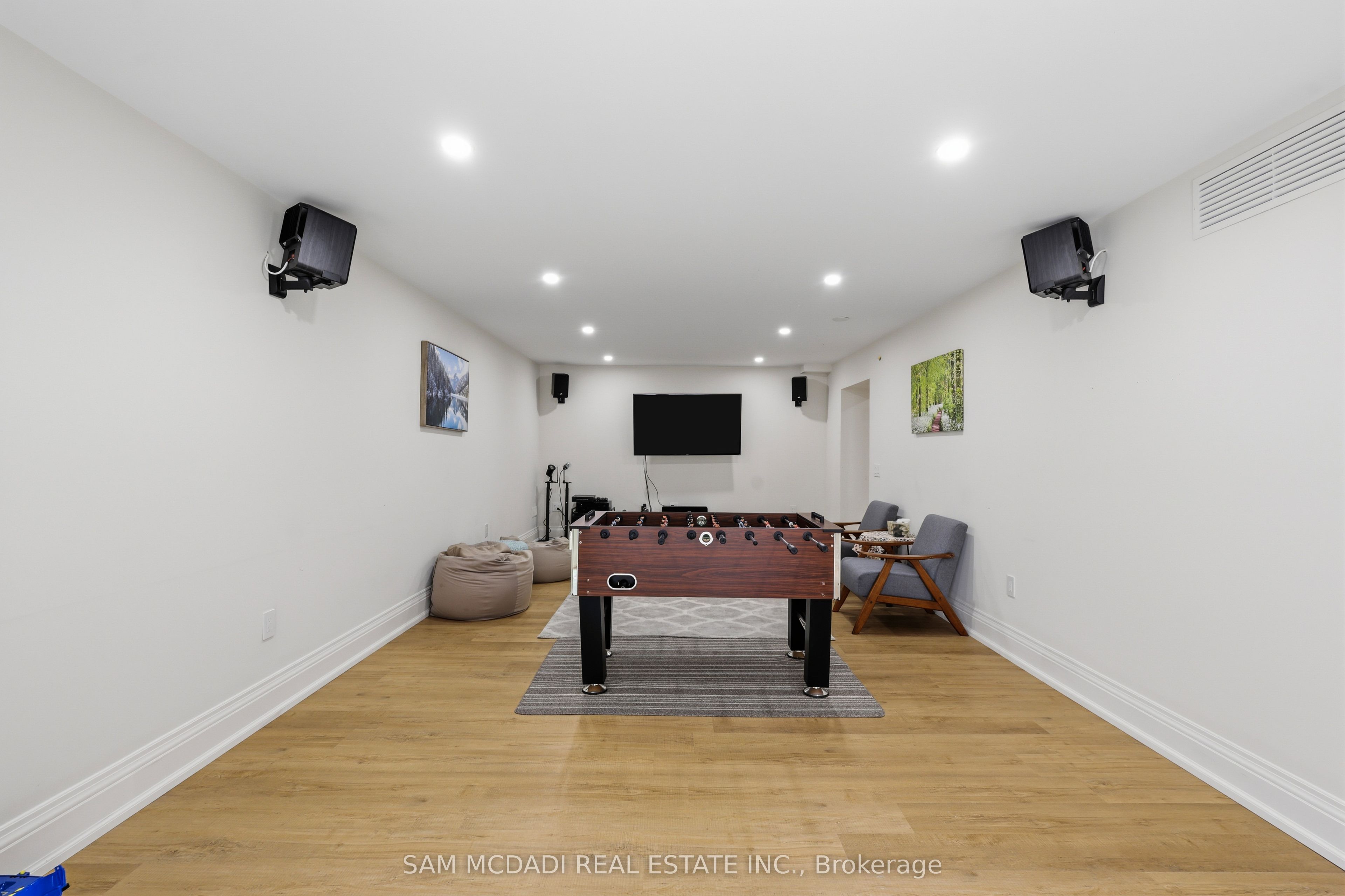 403 Willis Drive Property Photo 31