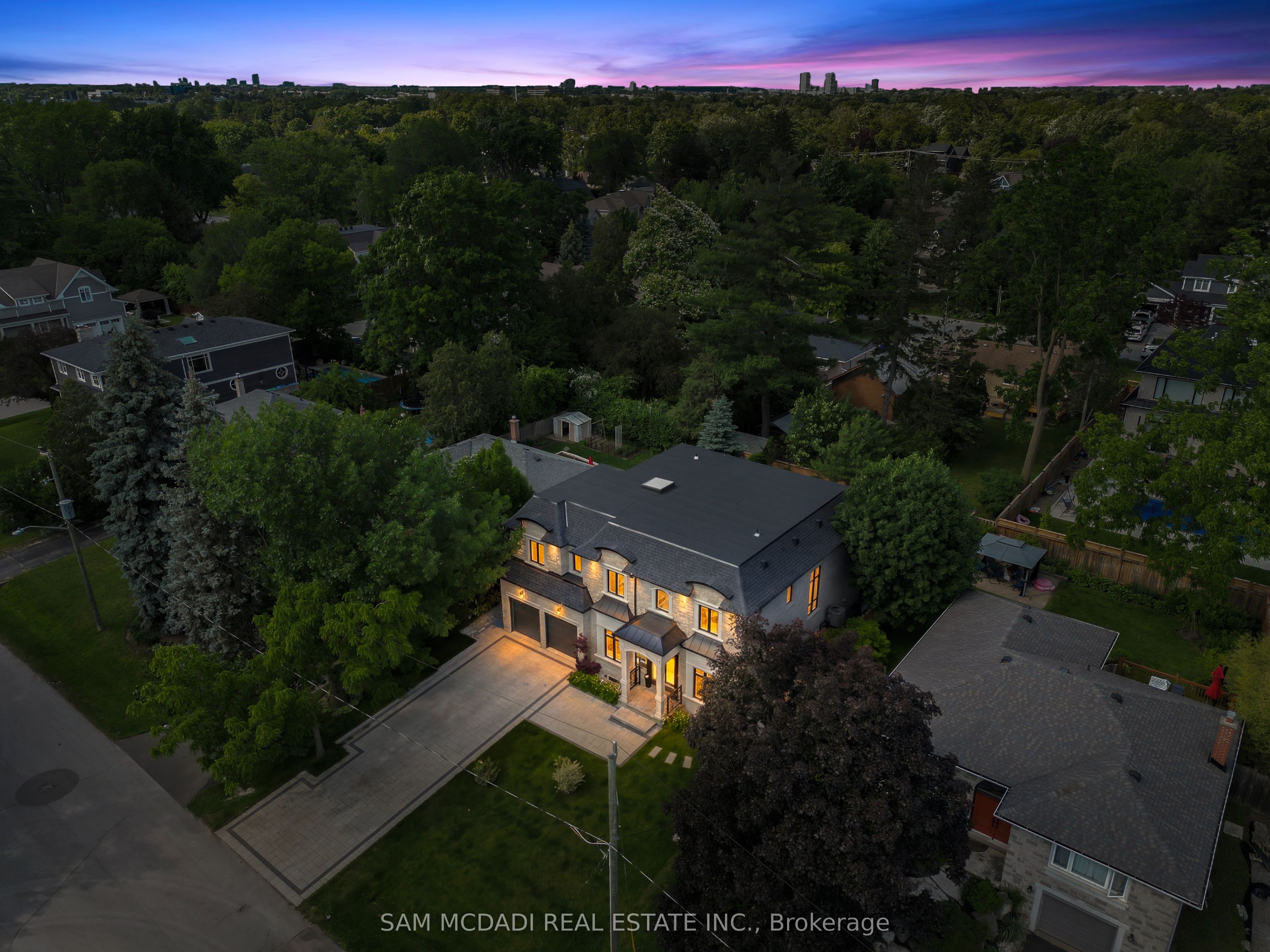 403 Willis Drive Property Photo 48