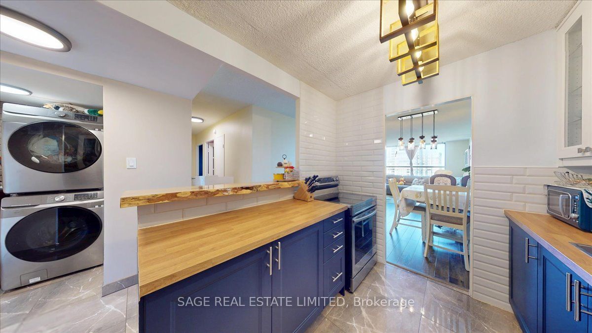 40 Panorama Court 1109 Property Photo 12