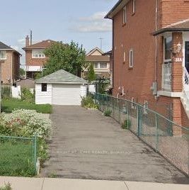 20 Maple Bush Avenue Property Photo 1