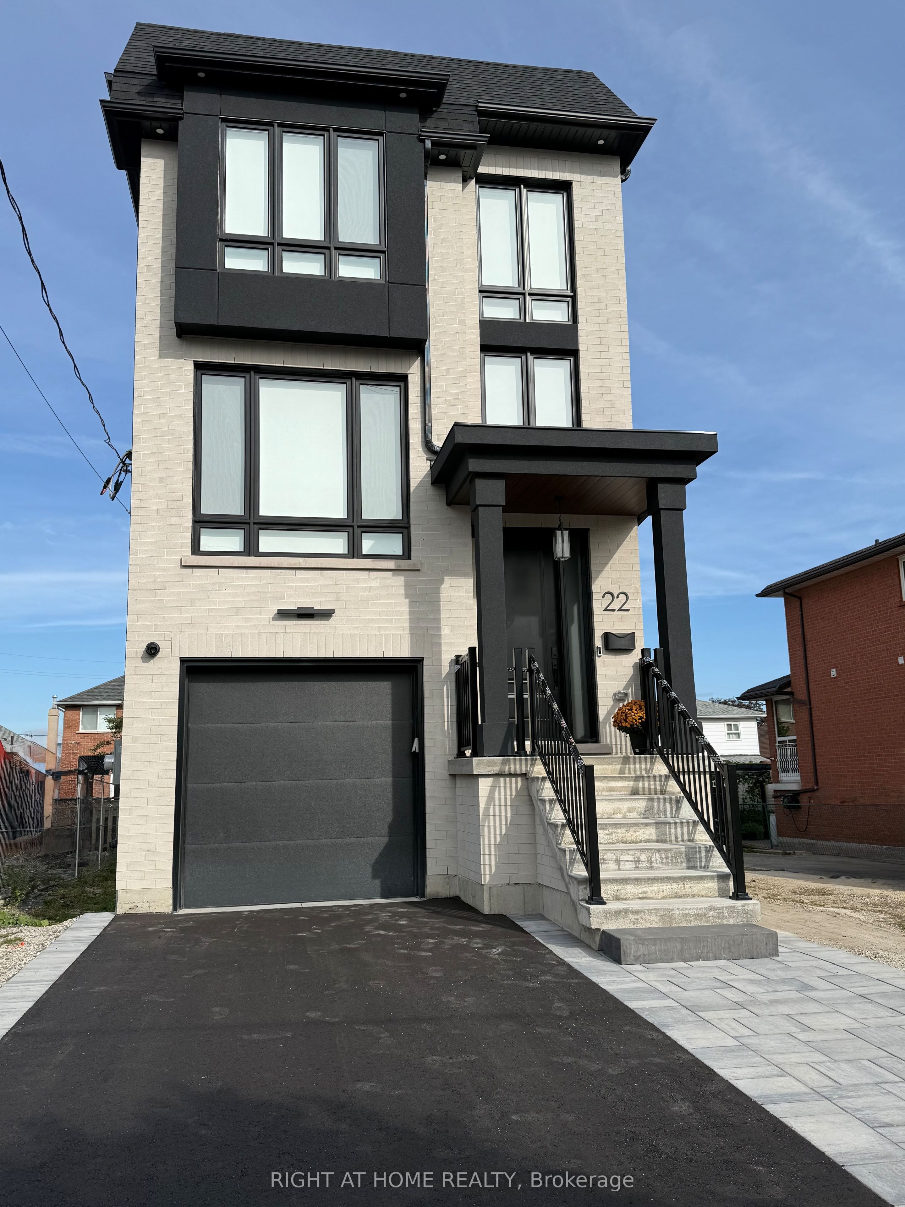 20 Maple Bush Avenue Property Photo 3