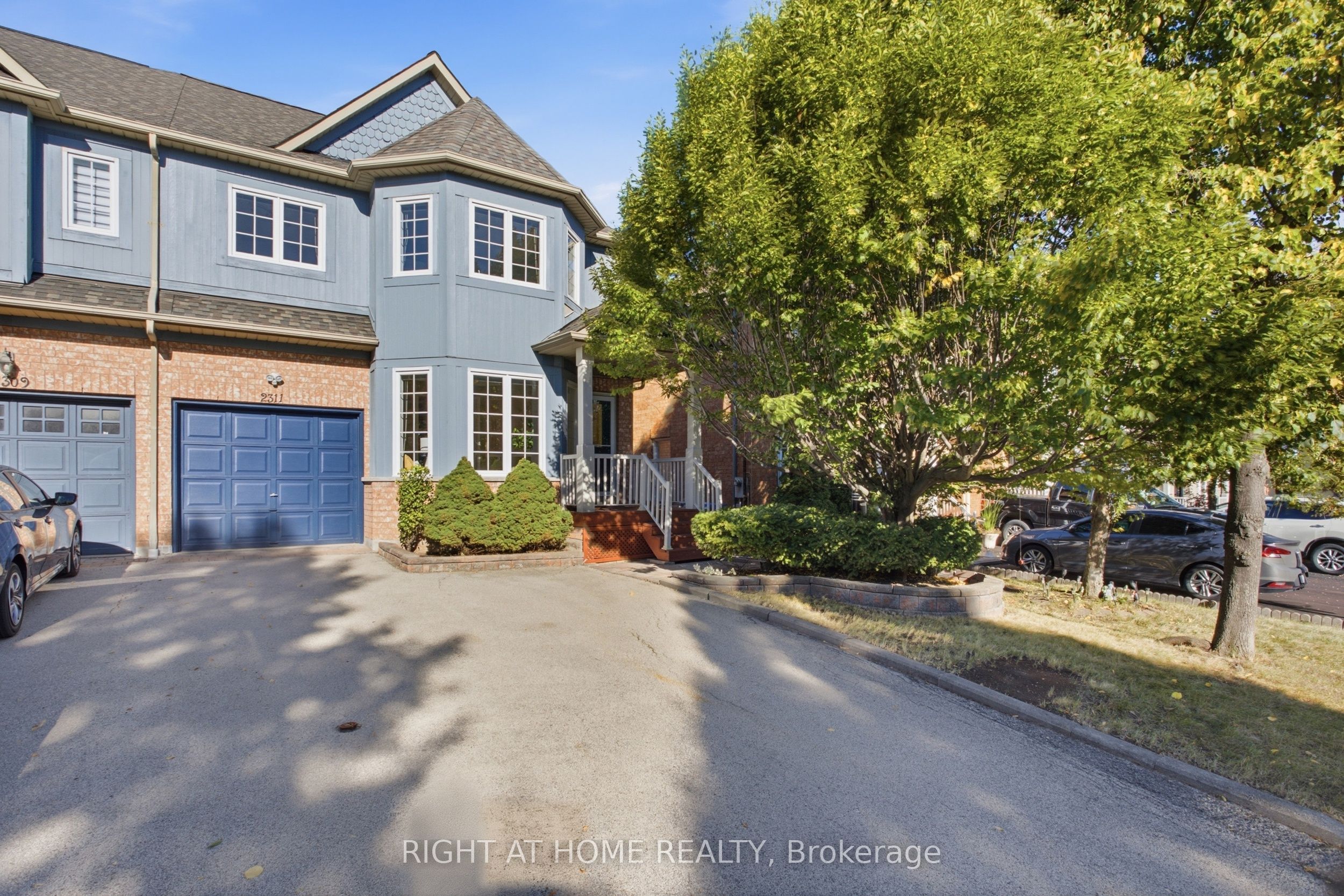 2311 Bankside Drive Property Photo 2