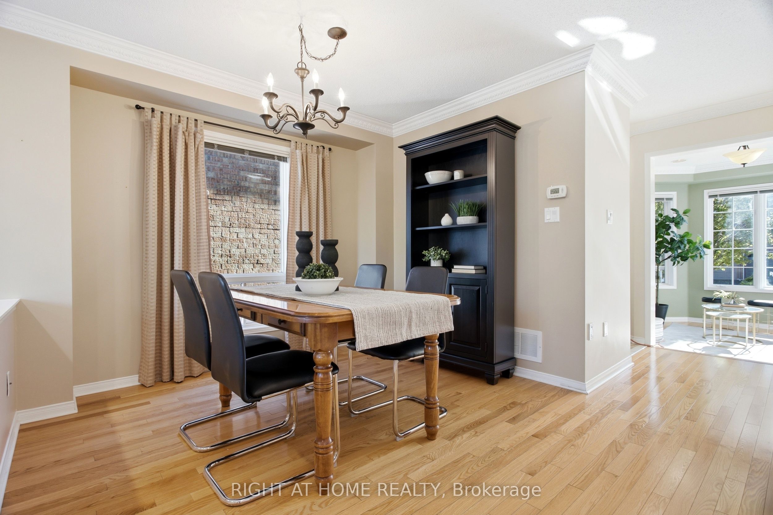 2311 Bankside Drive Property Photo 12