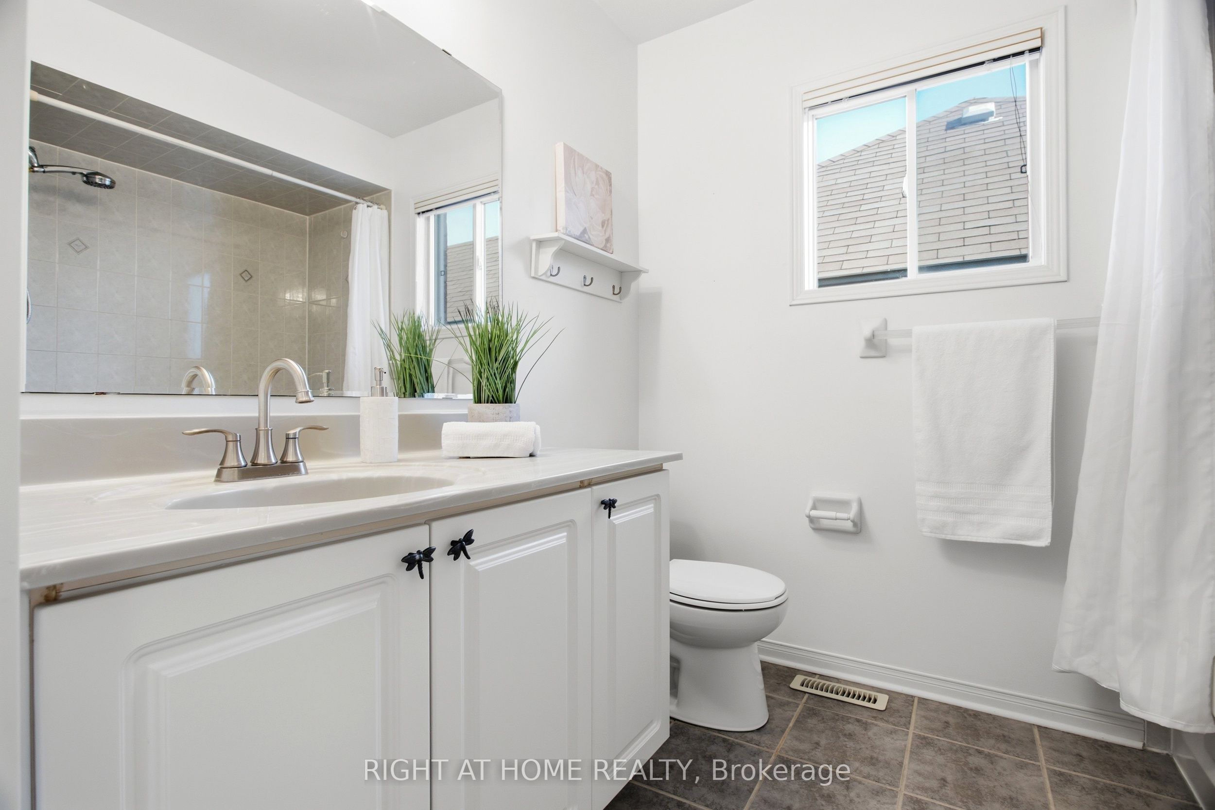 2311 Bankside Drive Property Photo 35