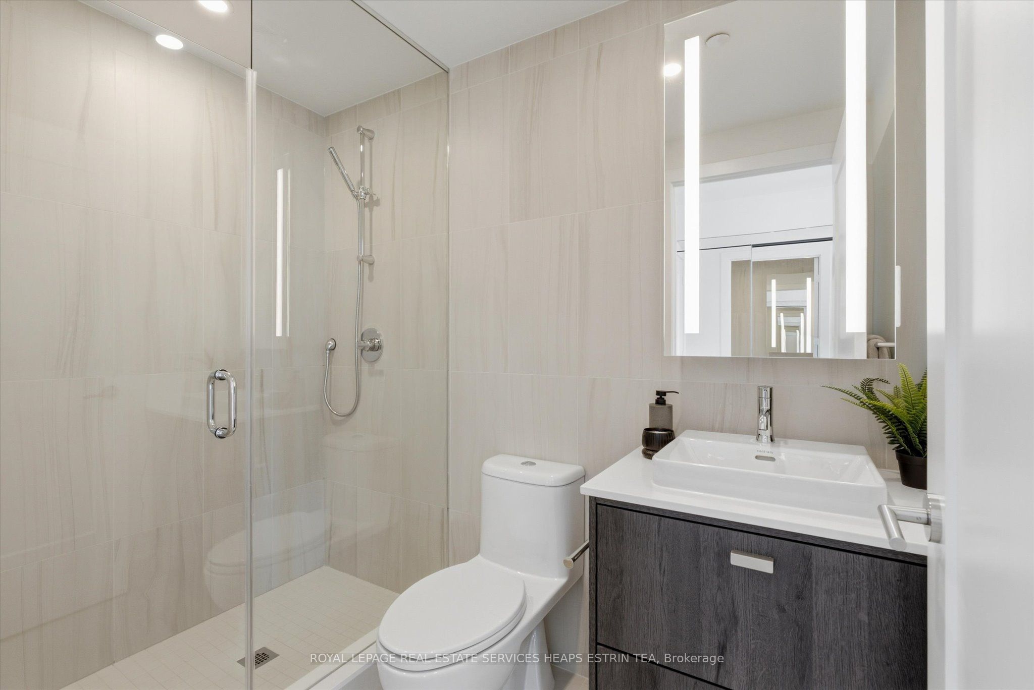 858 Dupont Street 328 Property Photo 29