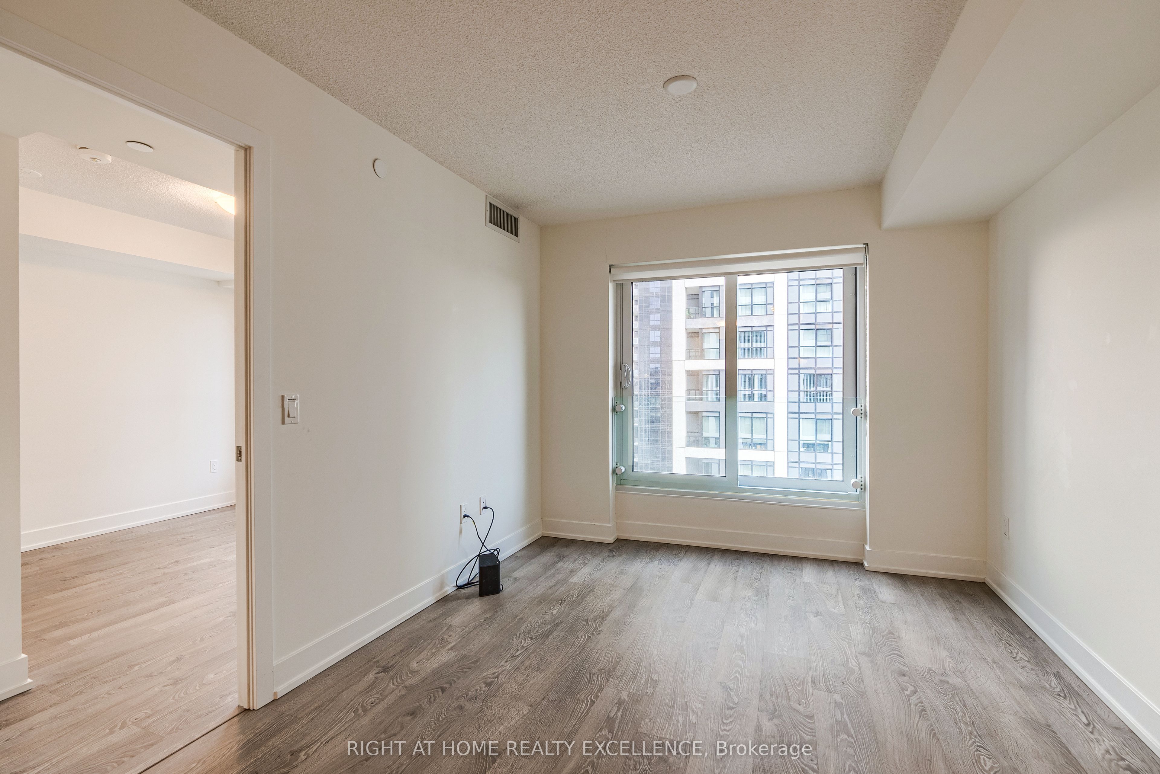 9 Mabelle Avenue 2420 Property Photo 15