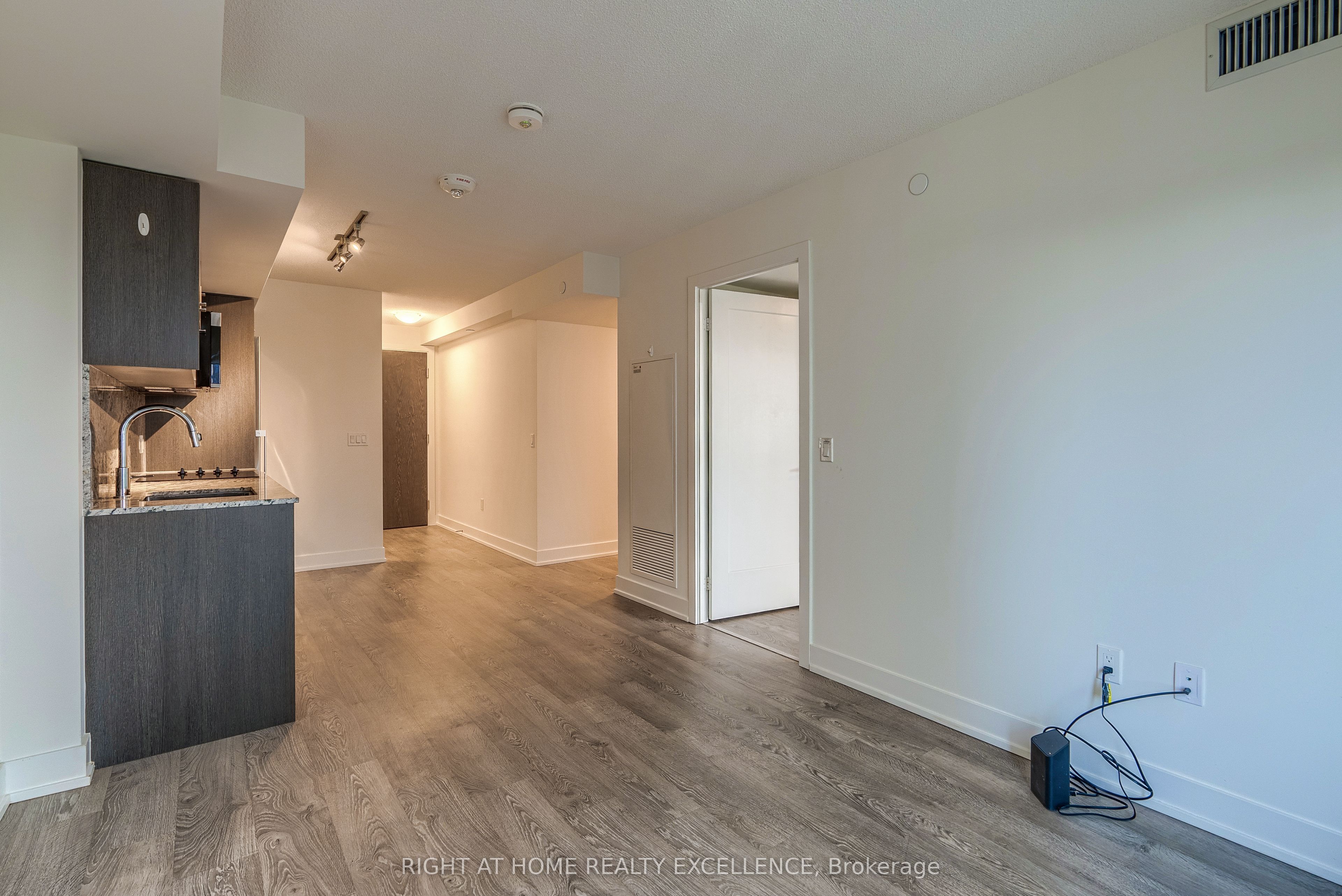 9 Mabelle Avenue 2420 Property Photo 19