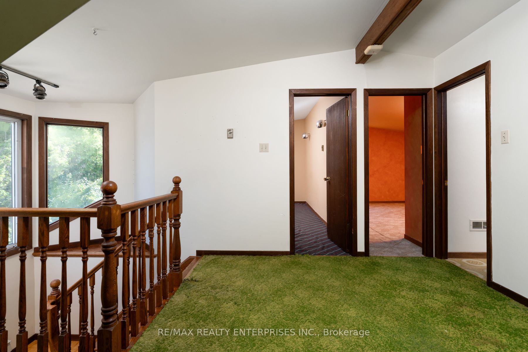 52 Briarwood Avenue Property Photo 26