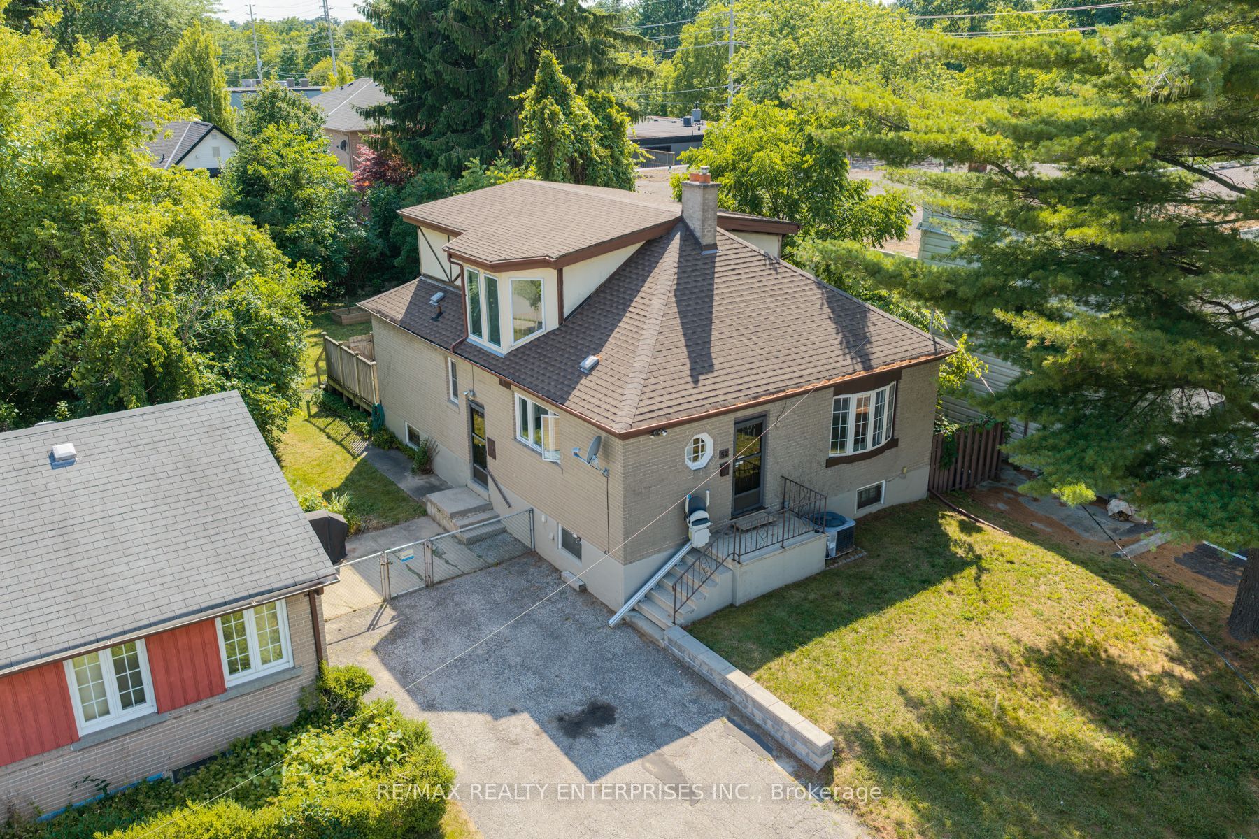 52 Briarwood Avenue Property Photo 33