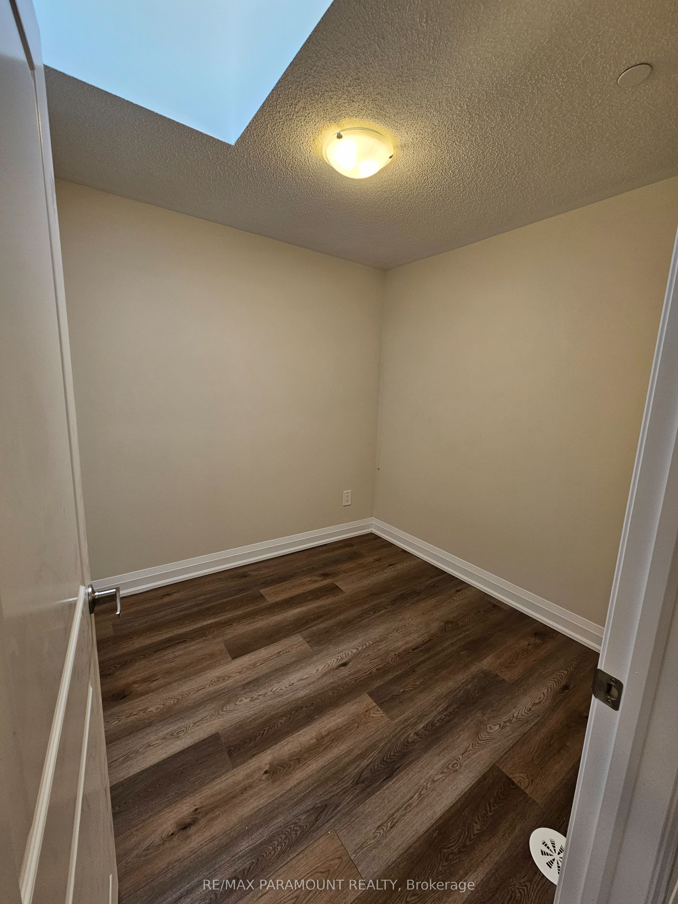 1581 Rose Way 117 Property Photo 18