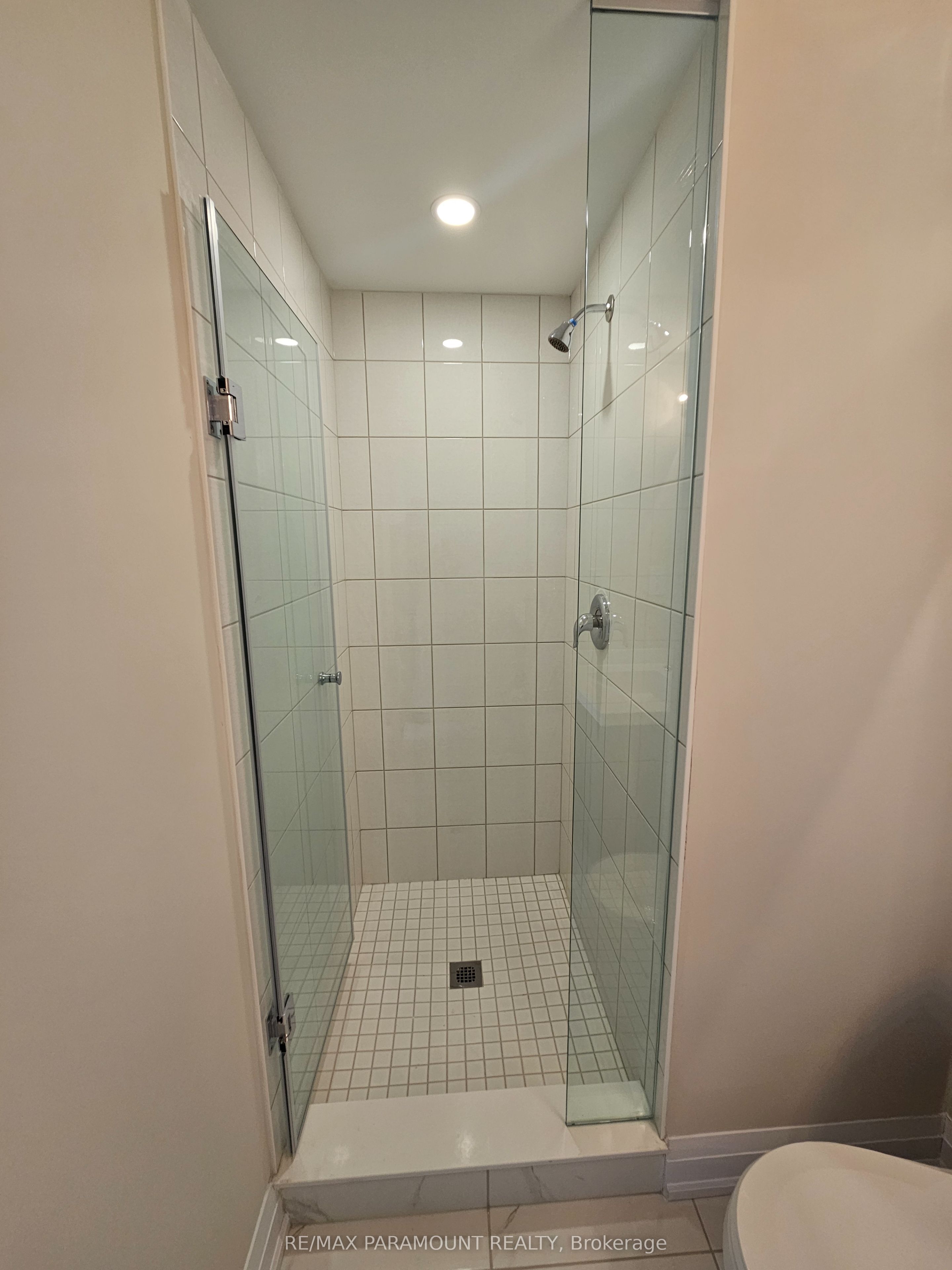 1581 Rose Way 117 Property Photo 24