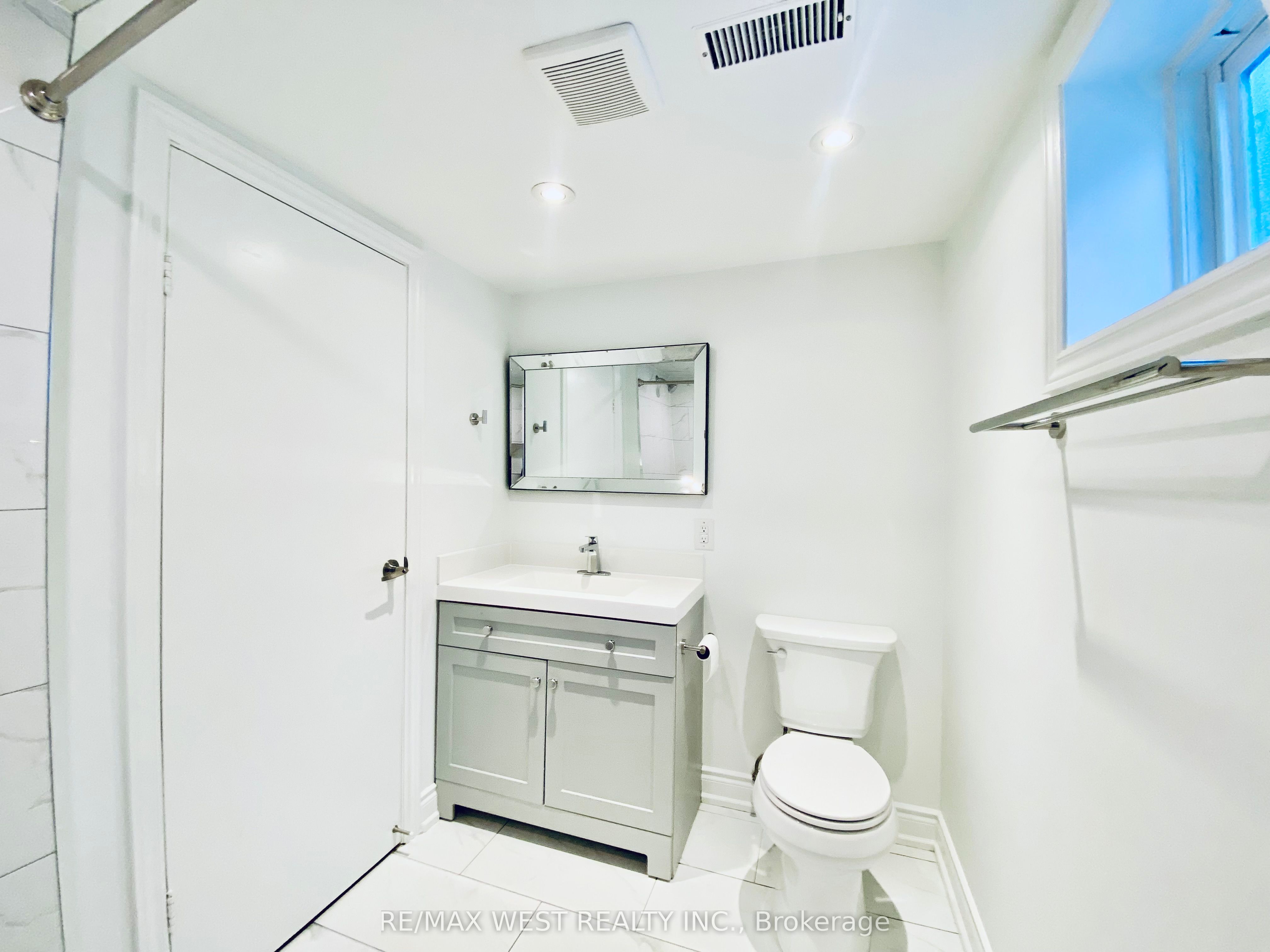 30 Flamborough Drive Bsmt Property Photo 3