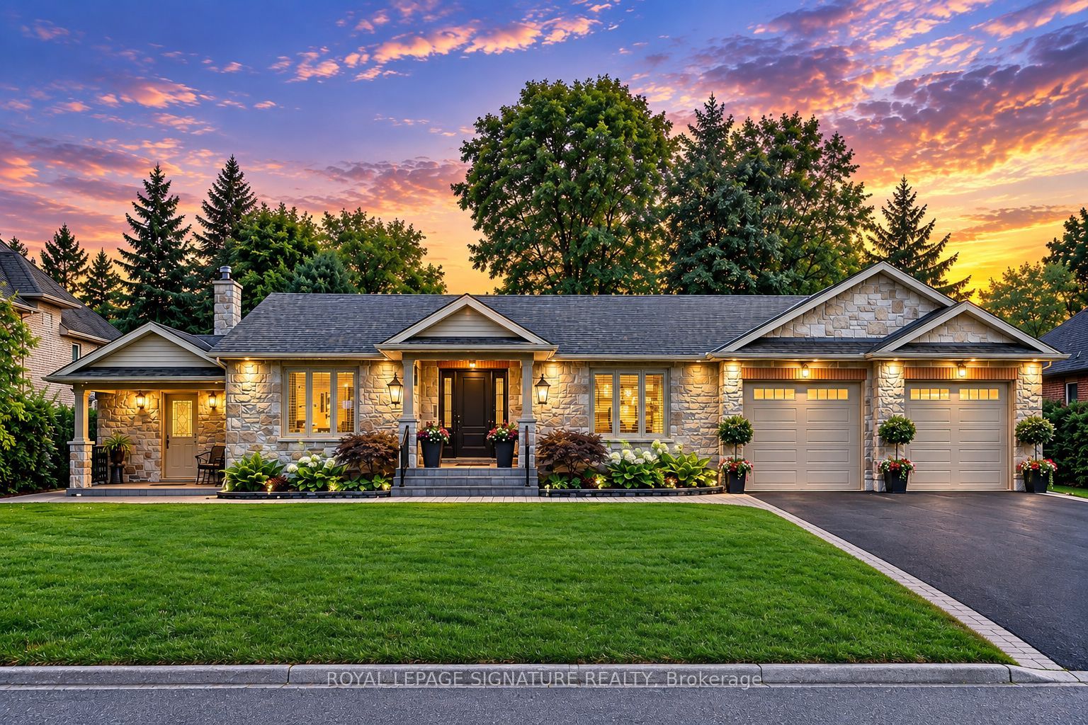 2544 Sharon Crescent Property Photo 1